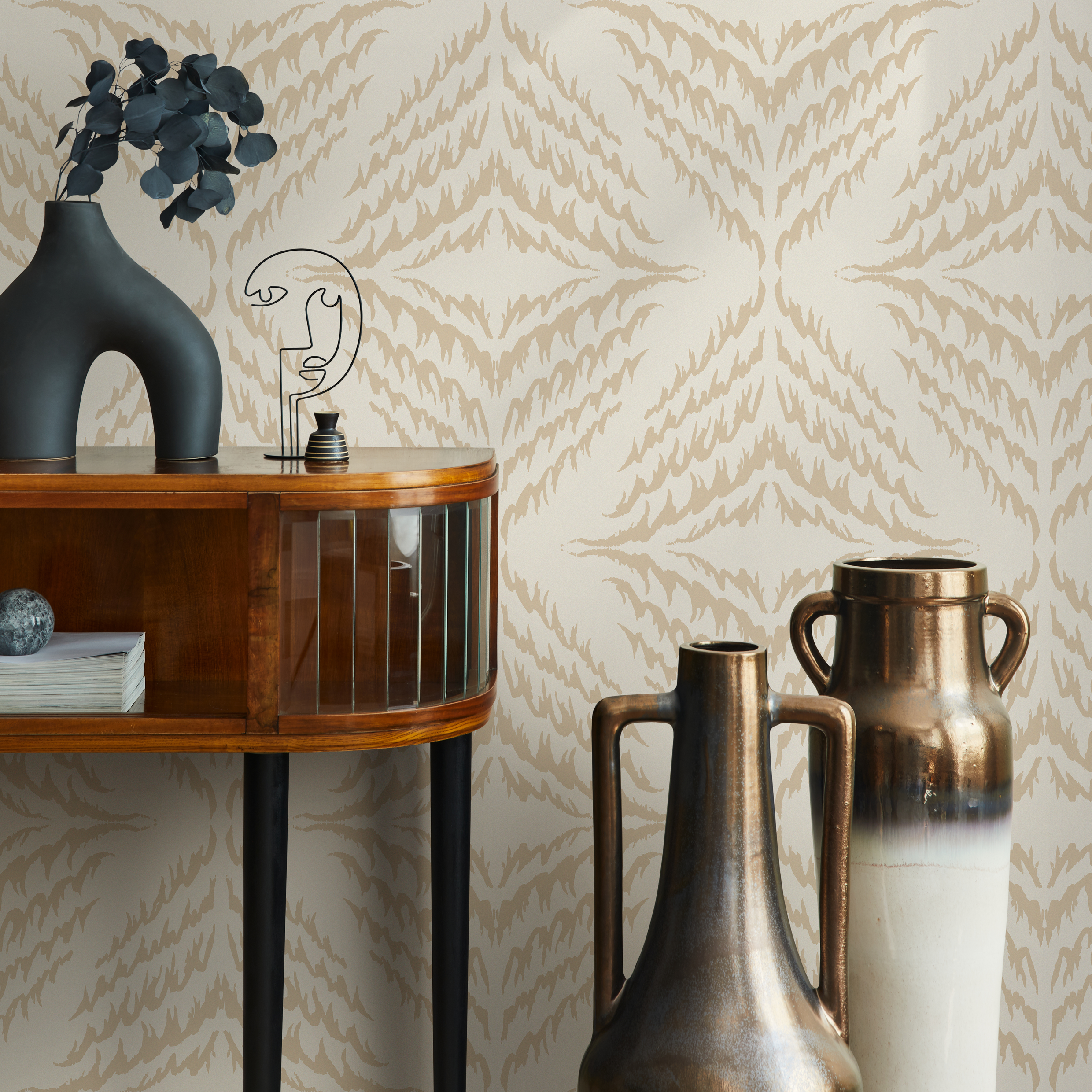 Boho Wallpaper With An Ikat Diamond Motif In Beige And Cream - C537