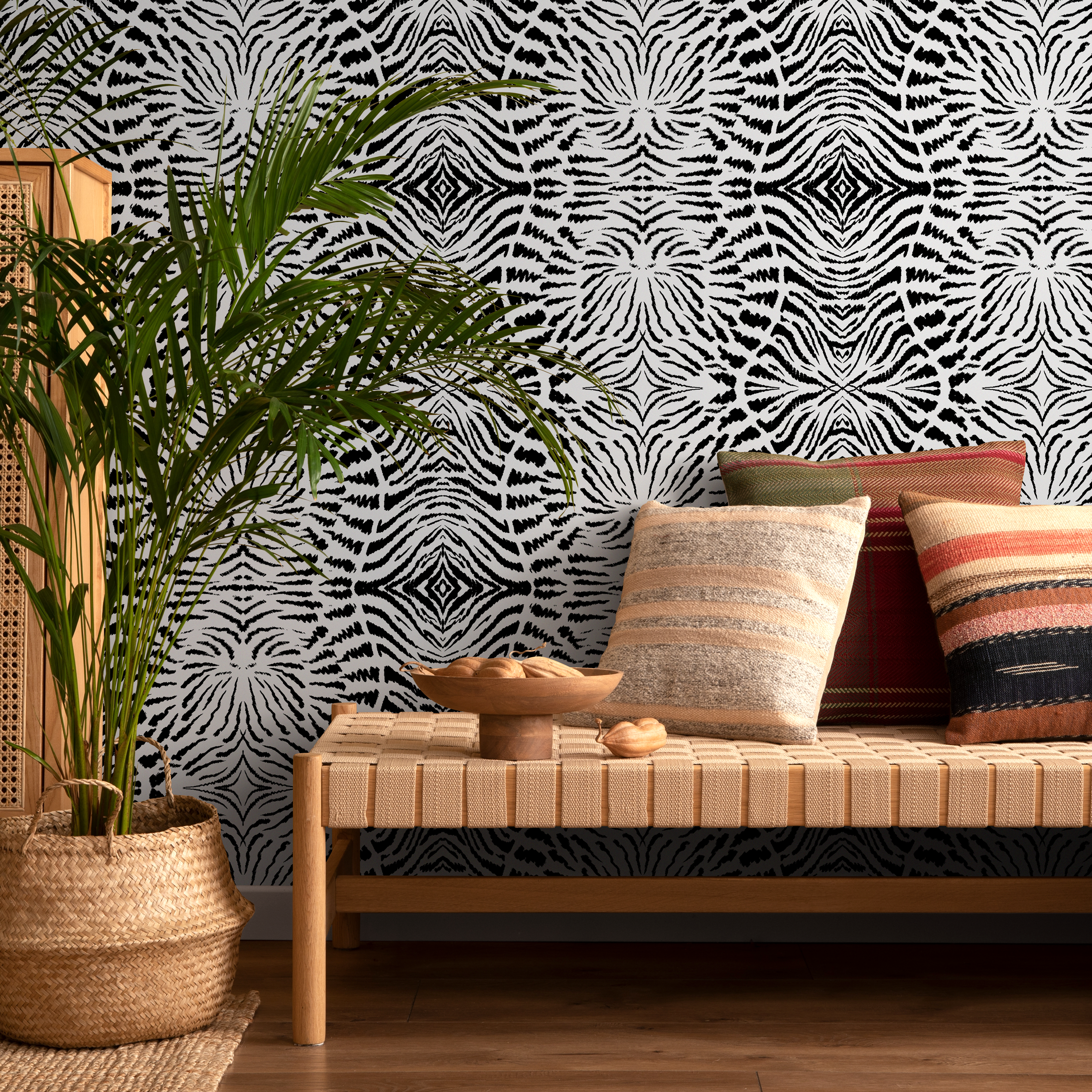 Abstract Wallpaper With A Symmetrical Zebra Stripe Motif In Black And White - C548