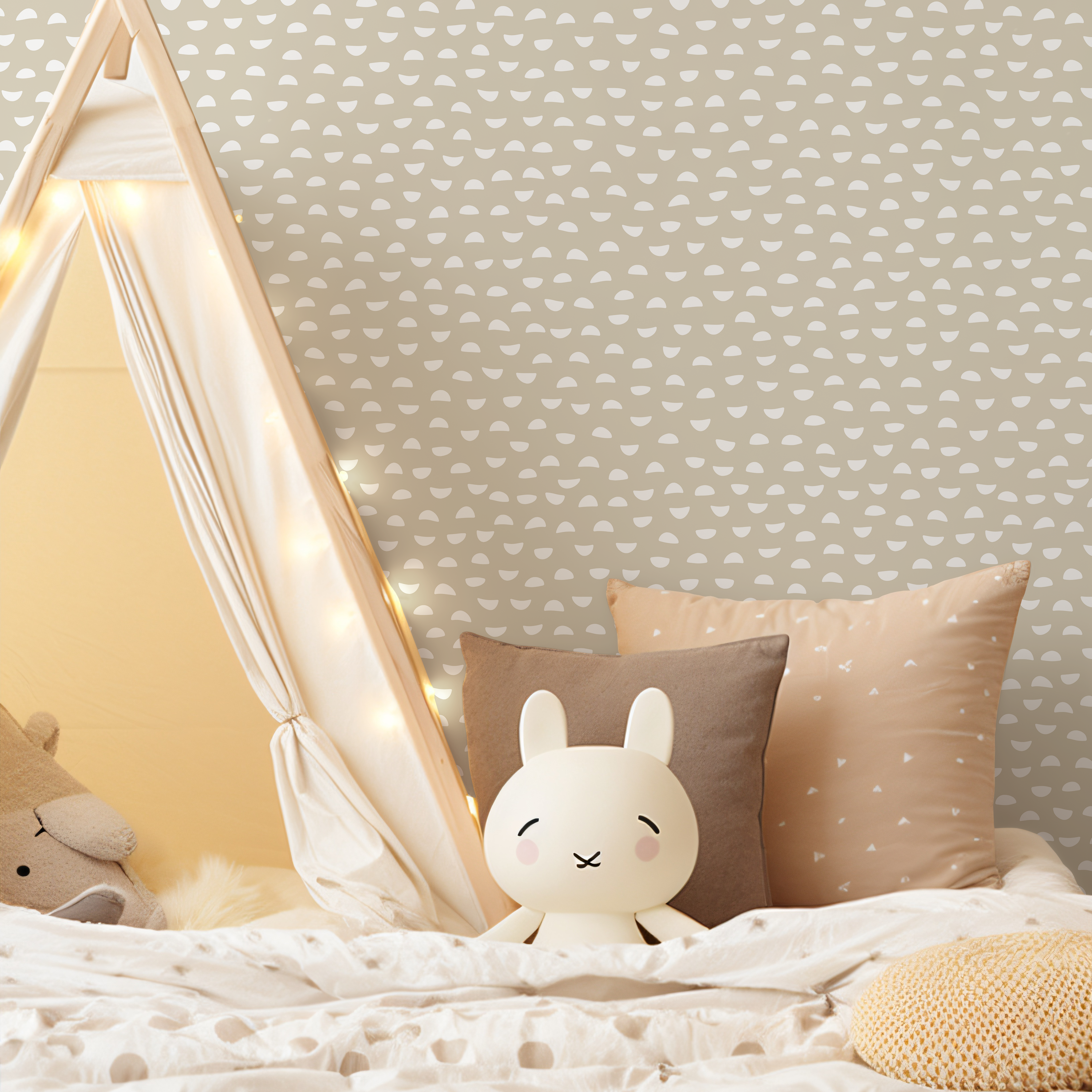 Geometric Wallpaper With A Half Moon Motif In Beige And White - C587