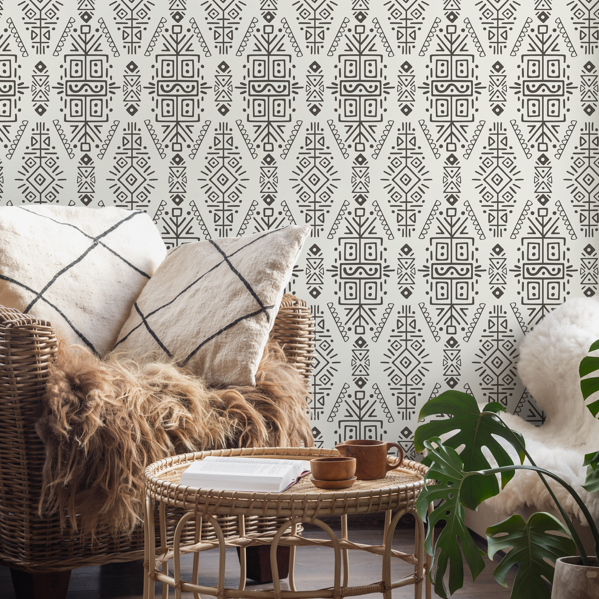 Tribal Wallpaper With A Geometric Ethnic Motif In Beige And Black - C607