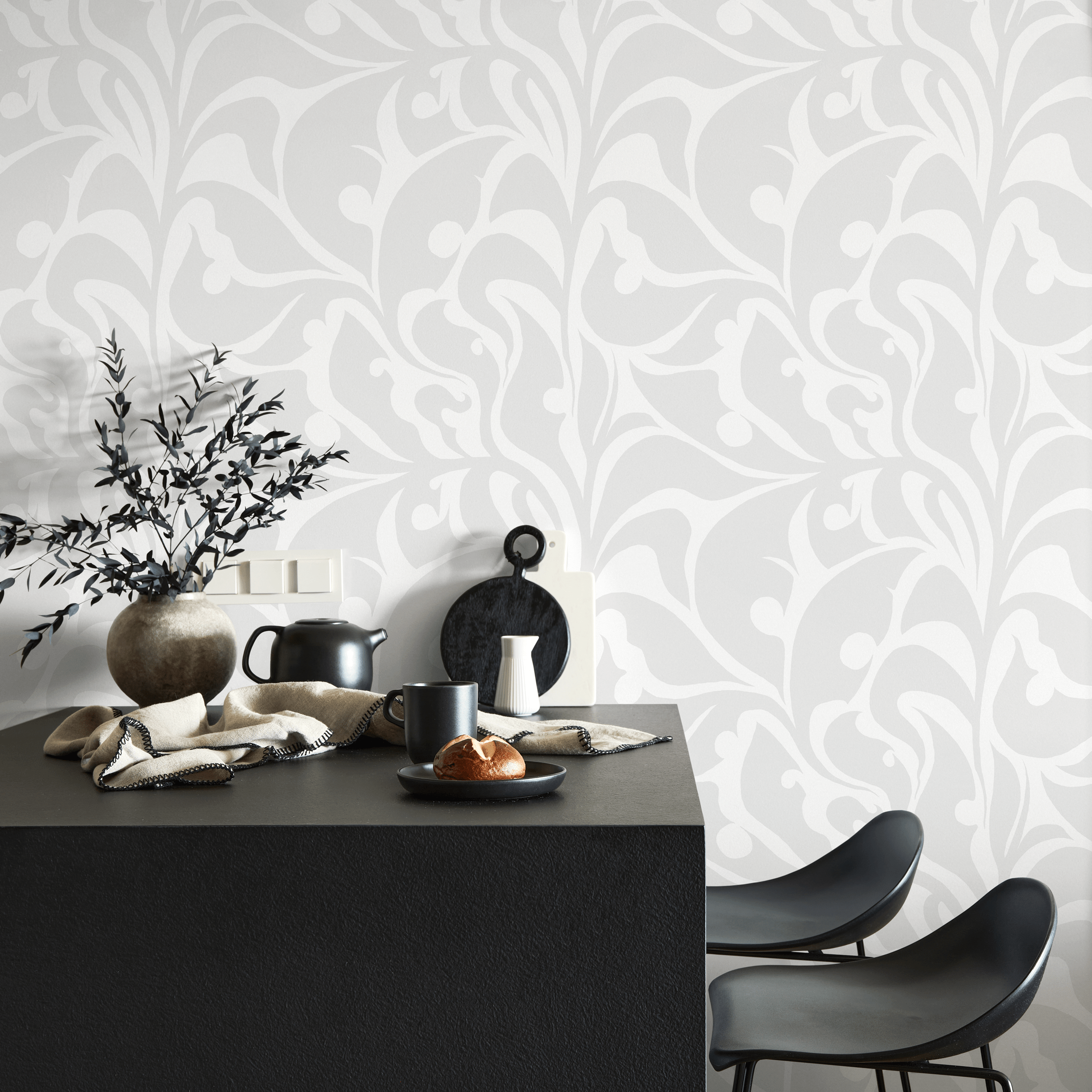 Art Nouveau Wallpaper With An Elegant Scroll Motif In Light Gray And Off-white - C620