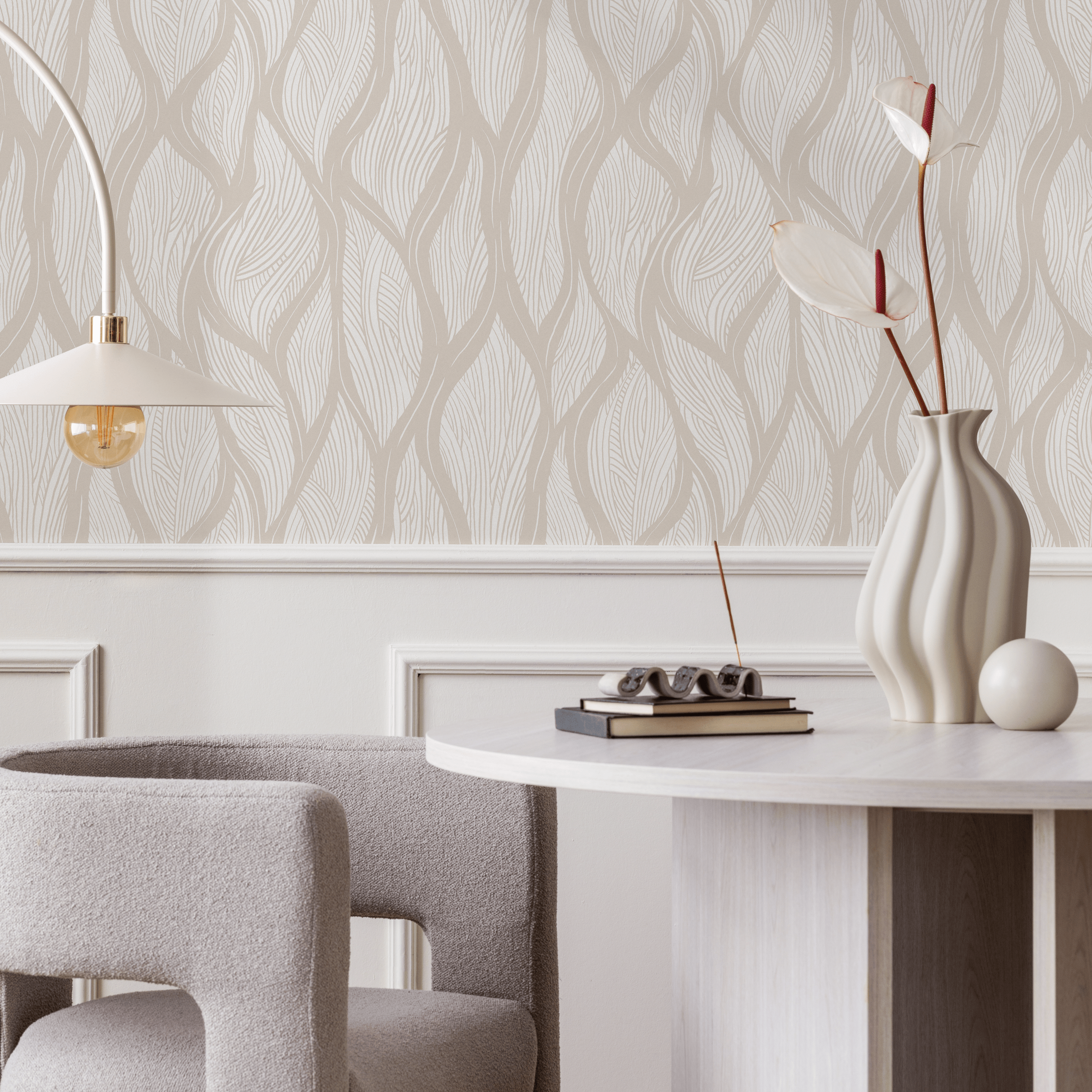Abstract Wallpaper With A Wavy Leaf Motif In Beige And Cream - C626