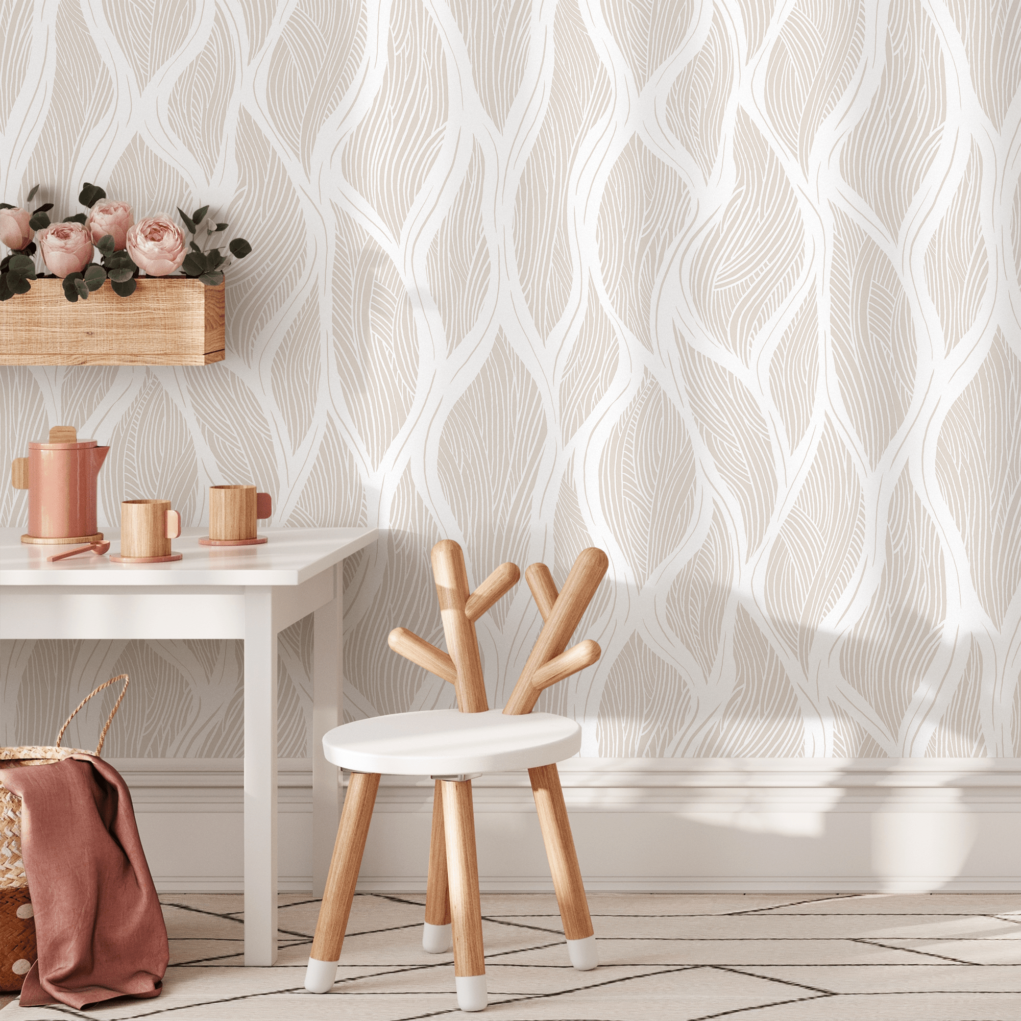 Abstract Wallpaper With Wavy Leaf Motifs In Beige And Off-white - C627