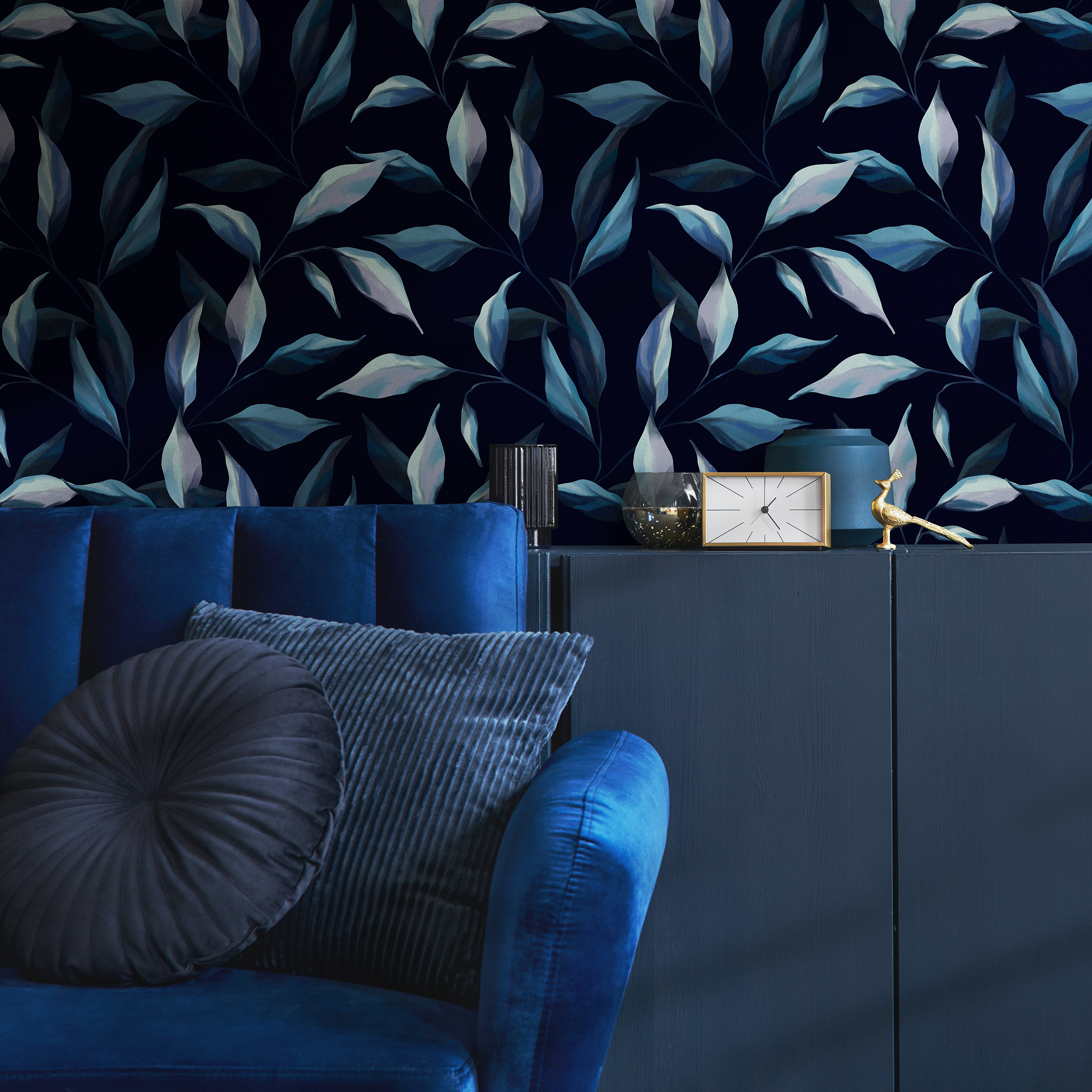 Botanical Wallpaper Featuring Cascading Fern Leaves In Navy And Blue - C690