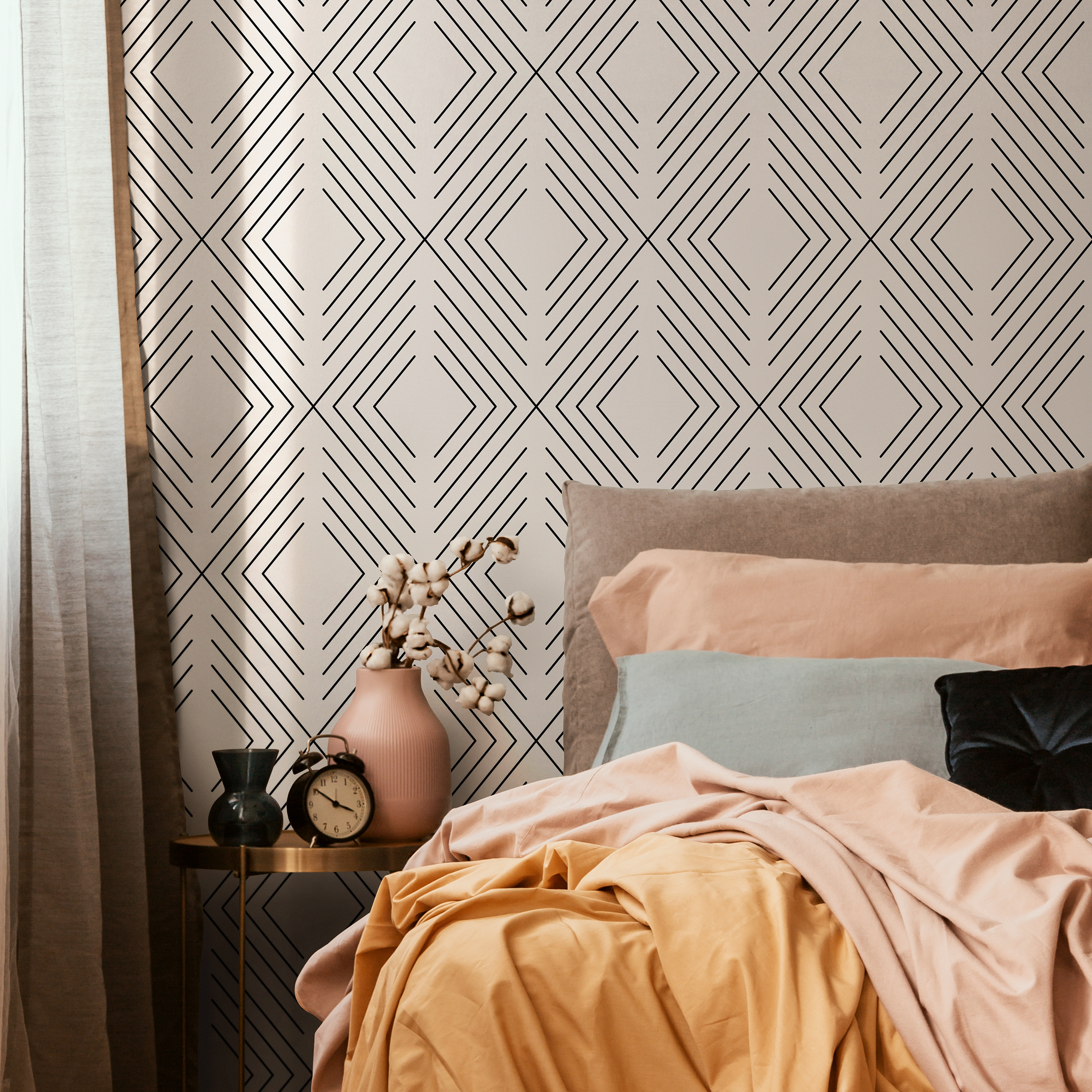 Geometric Wallpaper With A Nested Diamond Motif In Black And Beige - C734