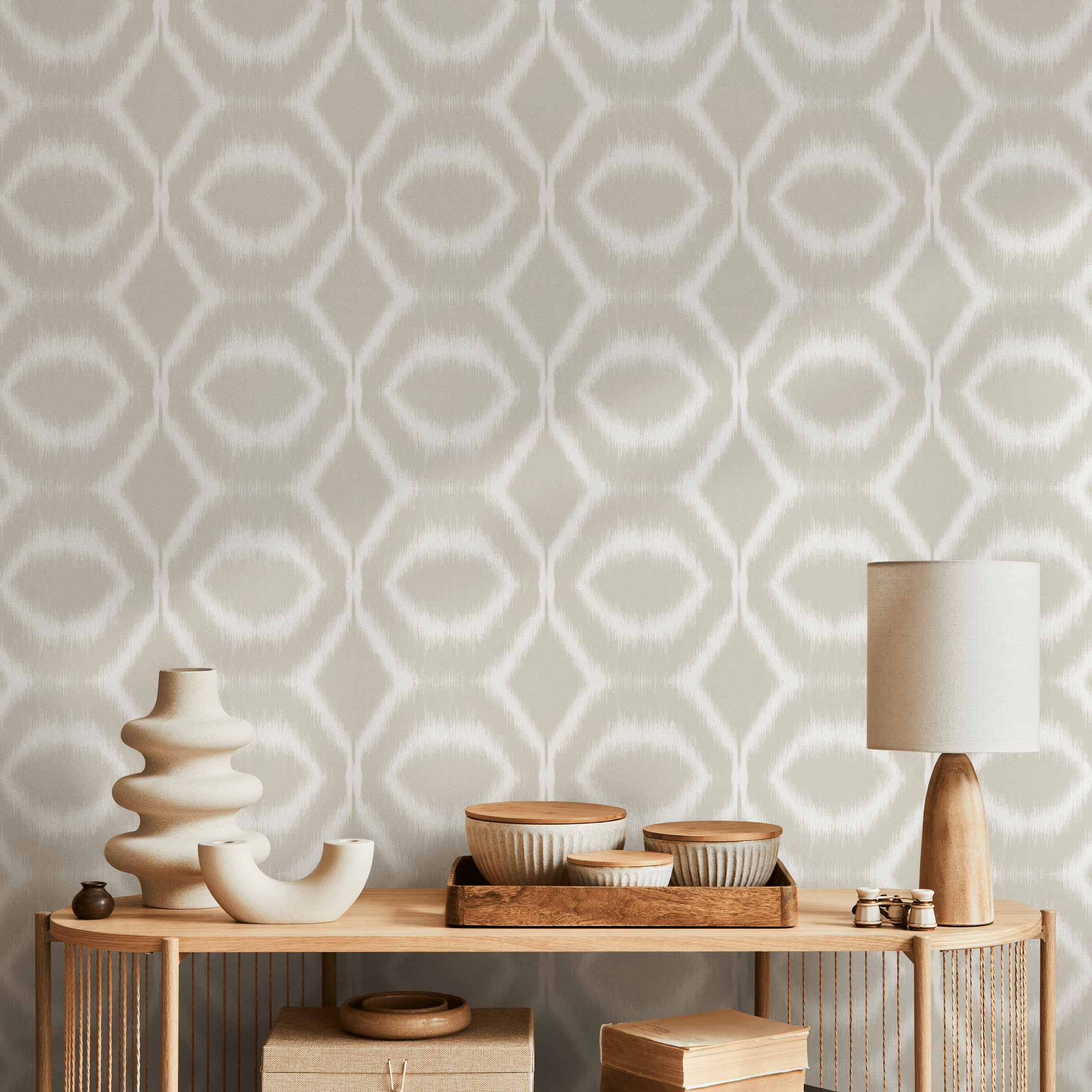 Geometric Wallpaper With An Ikat Diamond Motif In Beige And White - C747