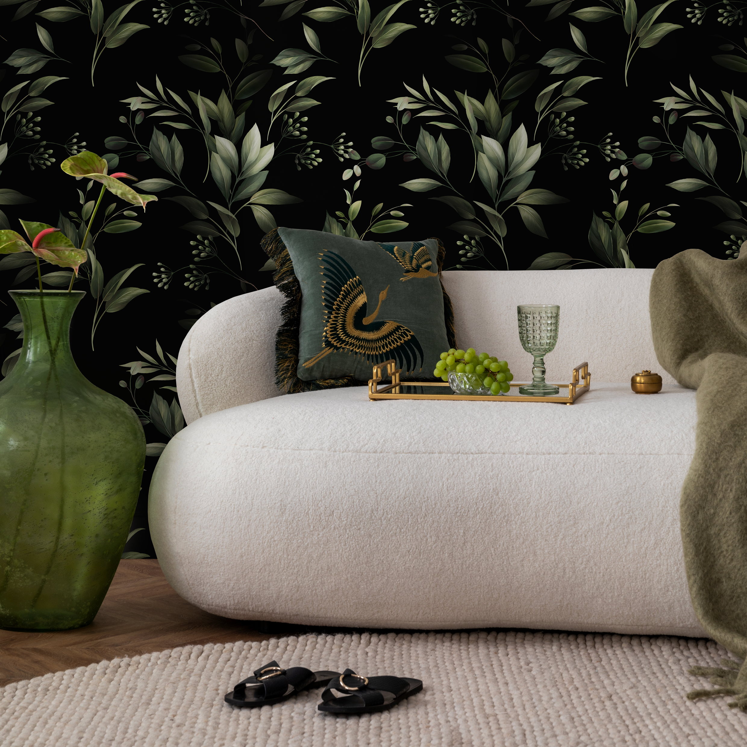 Botanical Wallpaper With Lush Leafy Branches In Green And Black - C790