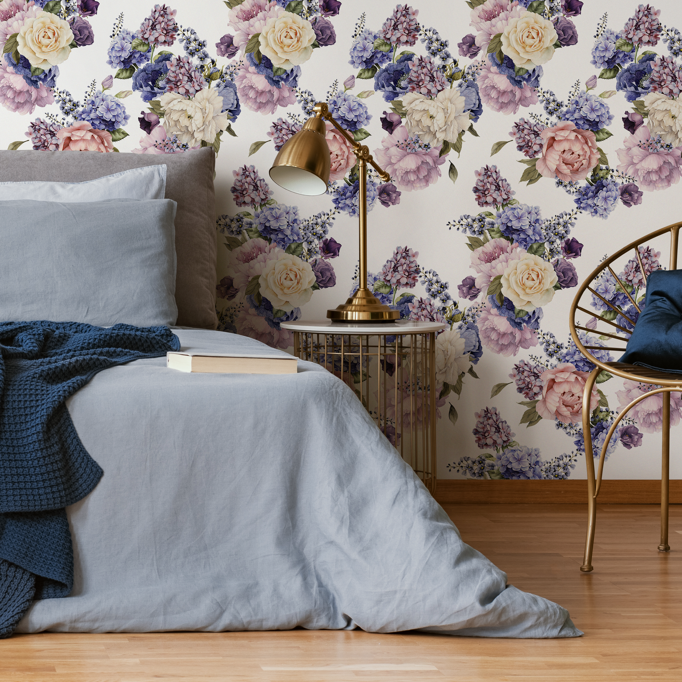 Floral Wallpaper With Watercolor Roses And Hydrangeas In Purple, Blue, And Pink - C795