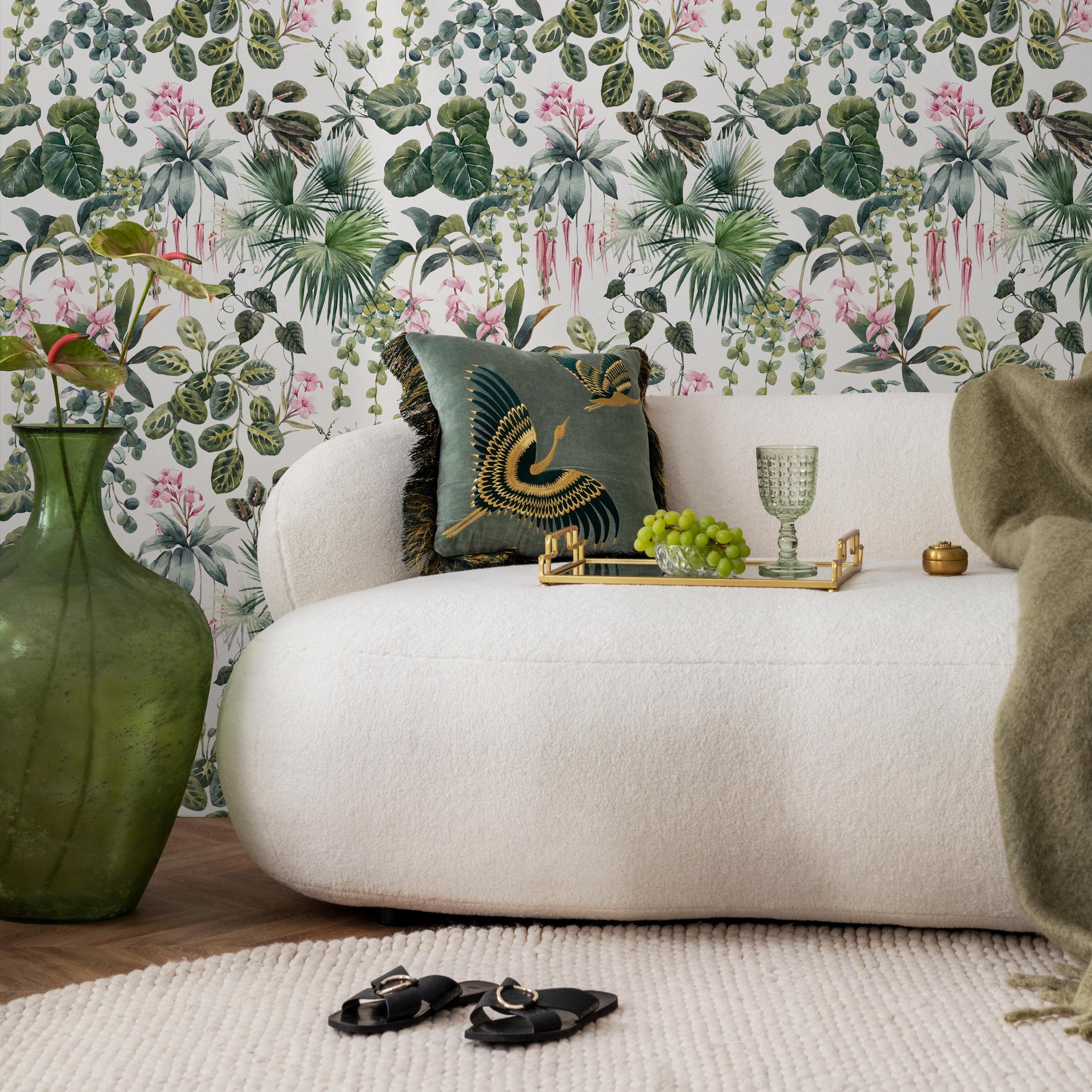 Botanical Wallpaper With Lush Jungle Foliage In Green And Pink - C798