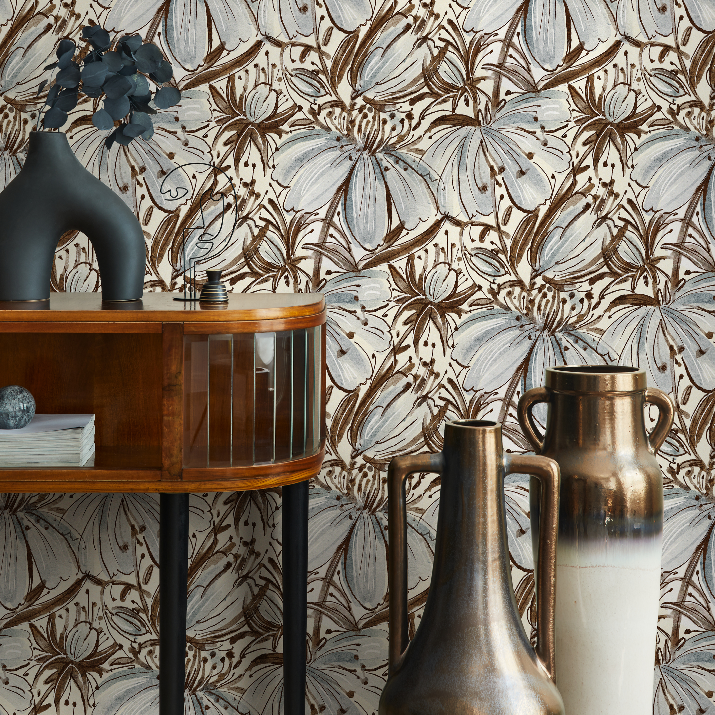 Floral Wallpaper With A Hand-drawn Lily Motif In Brown And Blue - C831