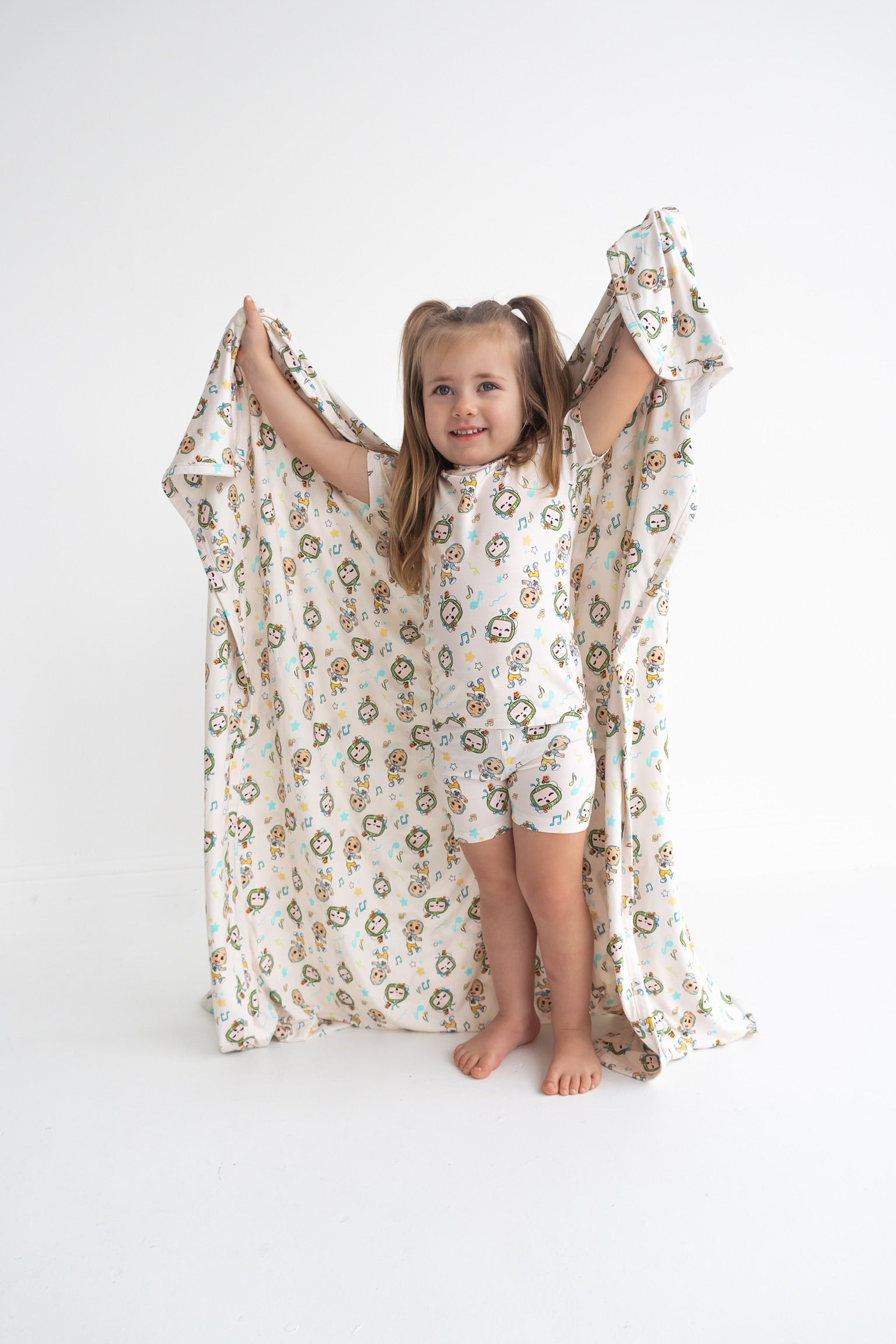 Dream Big Little Co X Cocomelon Jj Musical Melon Dream Short Set