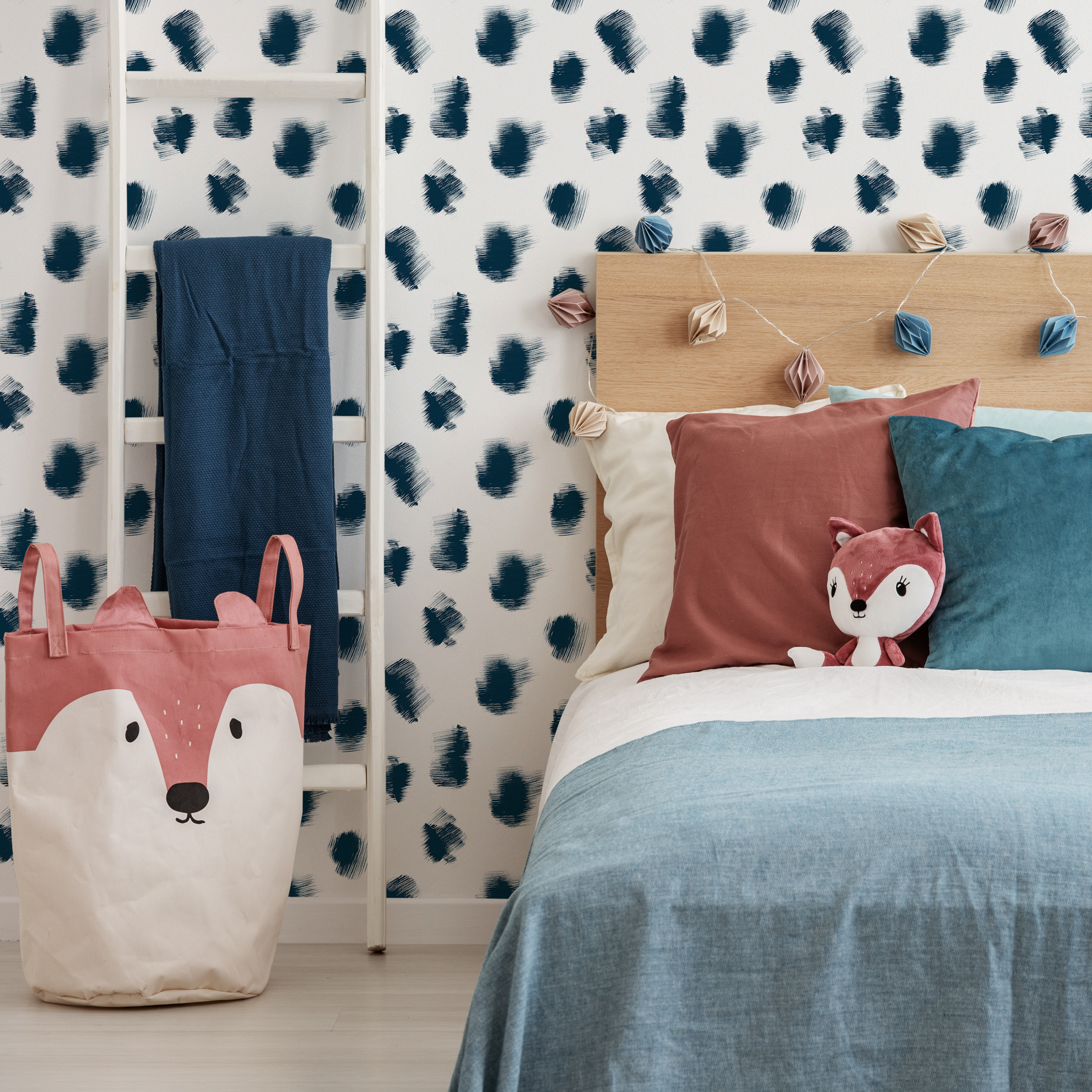 Abstract Wallpaper Featuring Sketched Speckle Dots In Navy Blue - C896