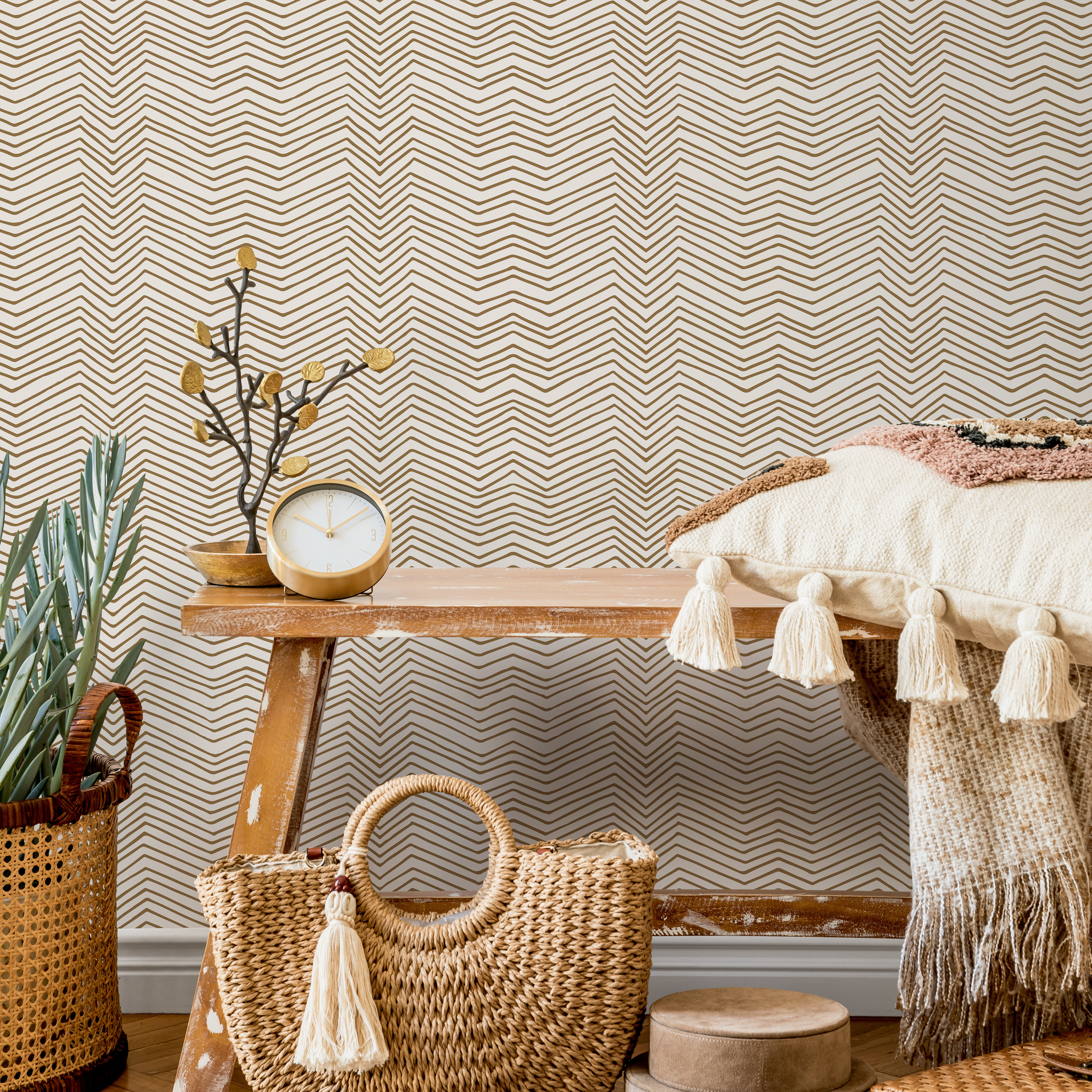 Chevron Wallpaper With Hand-drawn Lines In Beige And Brown - C937