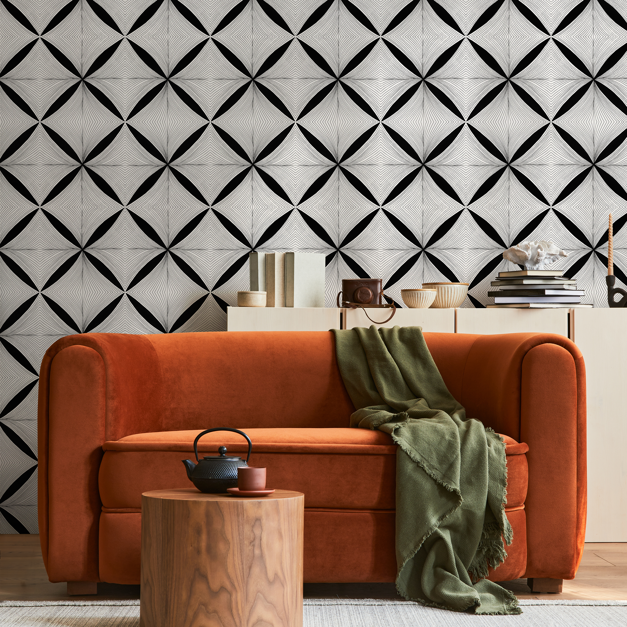 Geometric Wallpaper With A Fine Line Diamond Motif In Black And White - C939