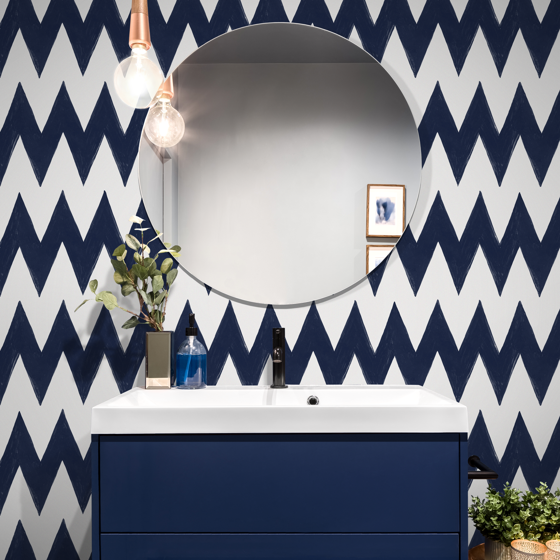 Chevron Wallpaper With A Hand-drawn Motif In Navy Blue - C950