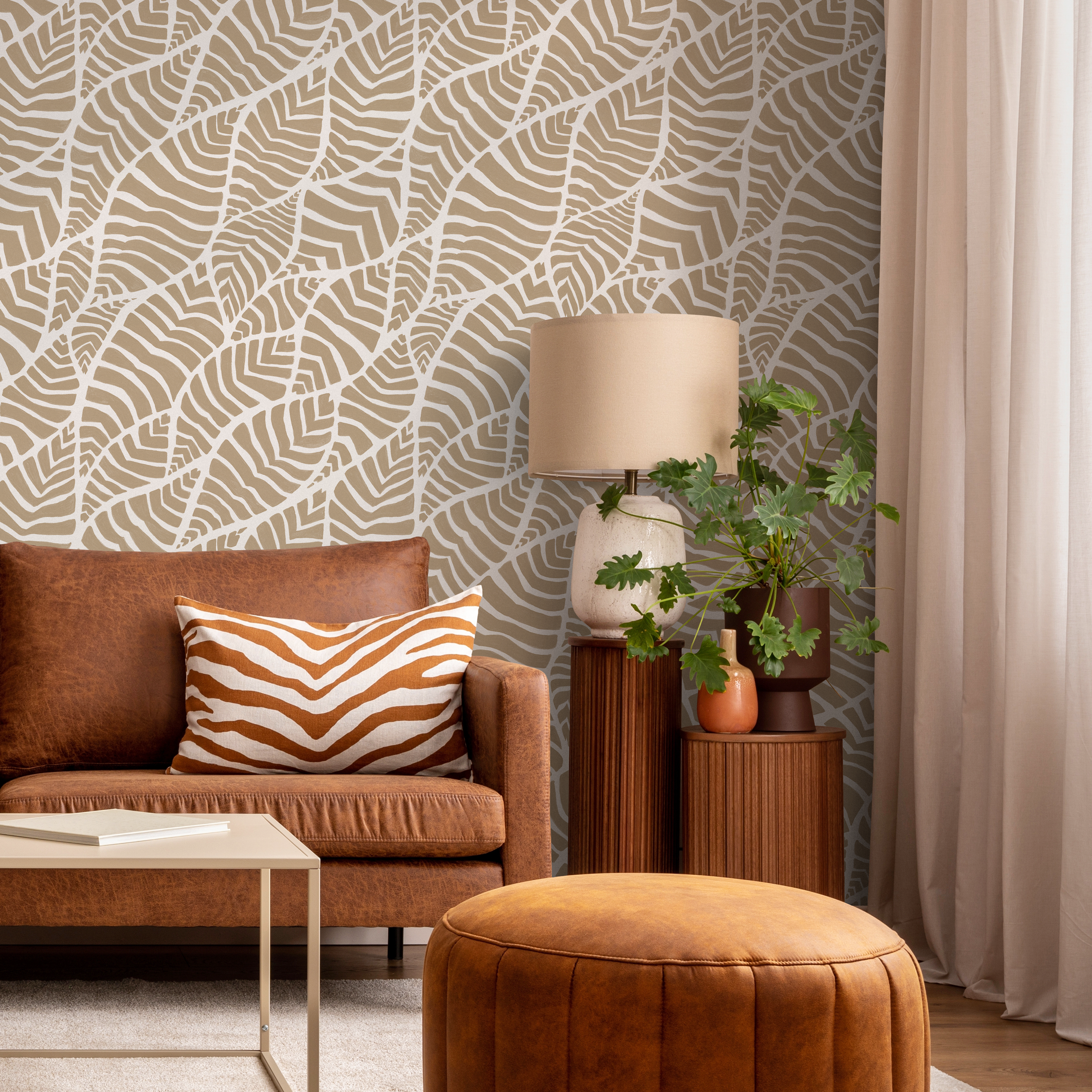 Abstract Wallpaper With Wavy Leaves In Beige And White - C958