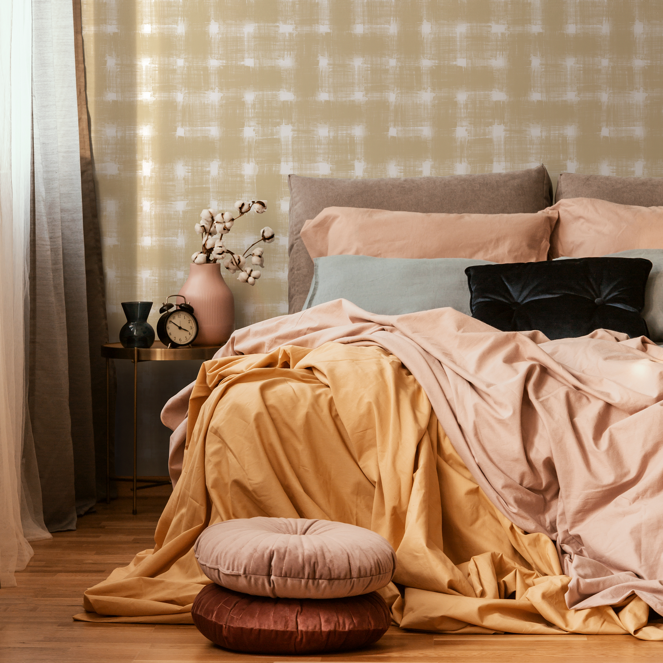 Checkered Wallpaper With A Painterly Motif In Beige And Cream - C977