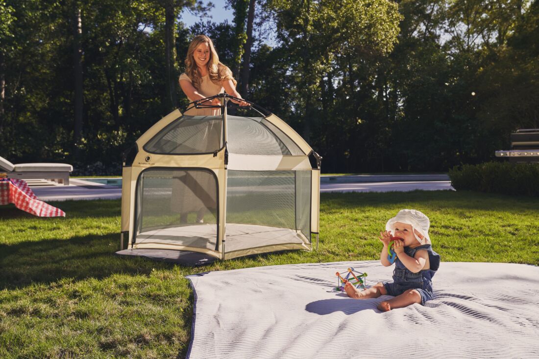 Pop 'n Go® Playpen