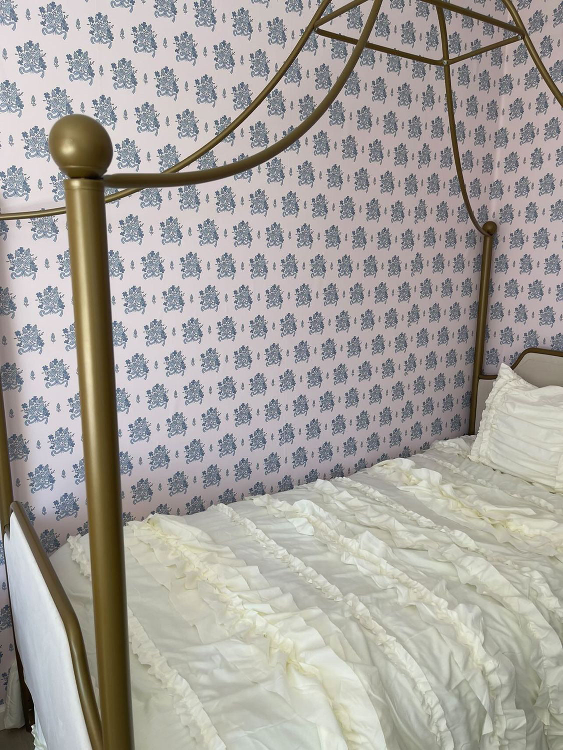 Freya Wallpaper By Pepper Design