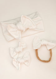 Ivory Ribbed Bow
