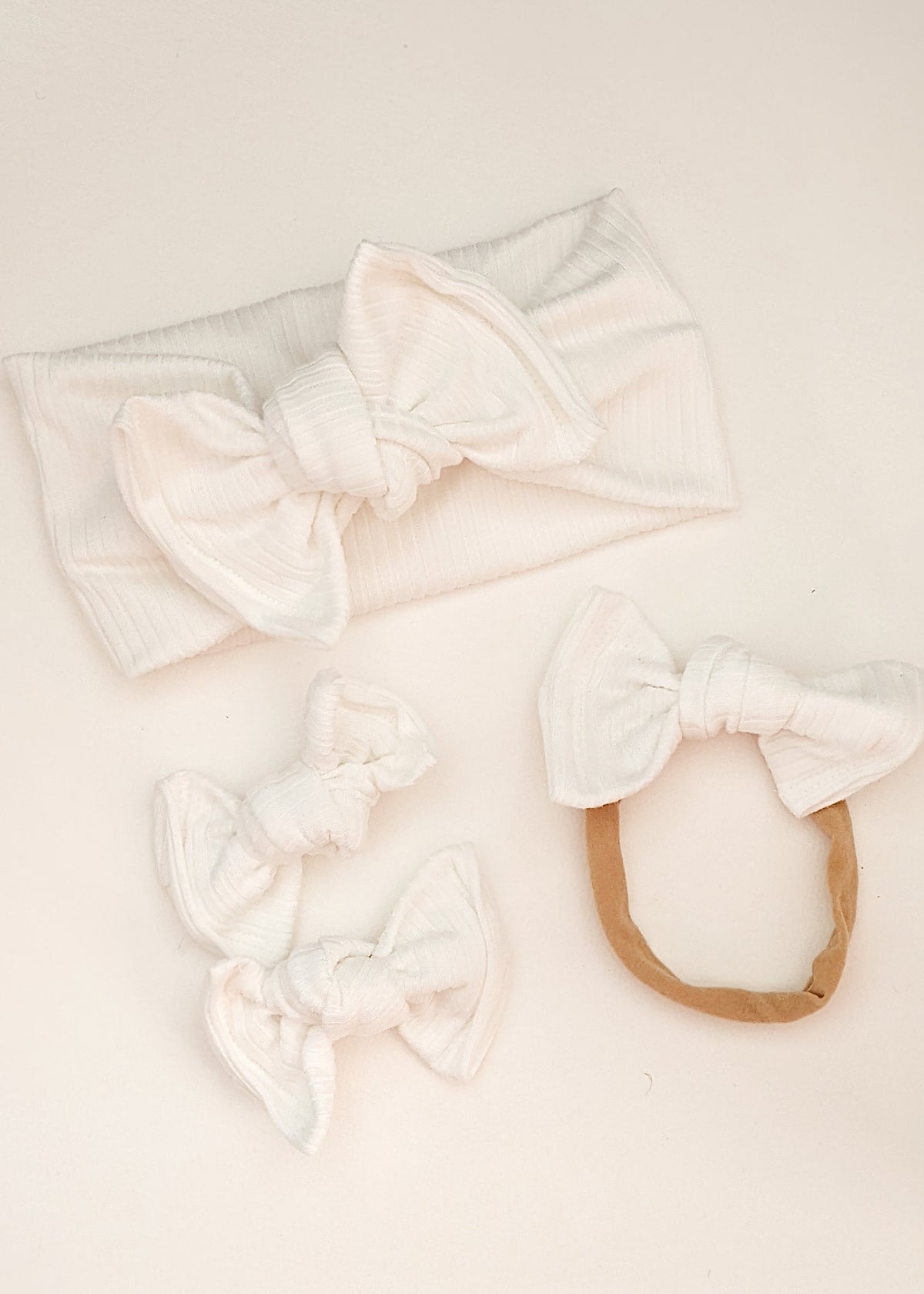 Ivory Ribbed Bow