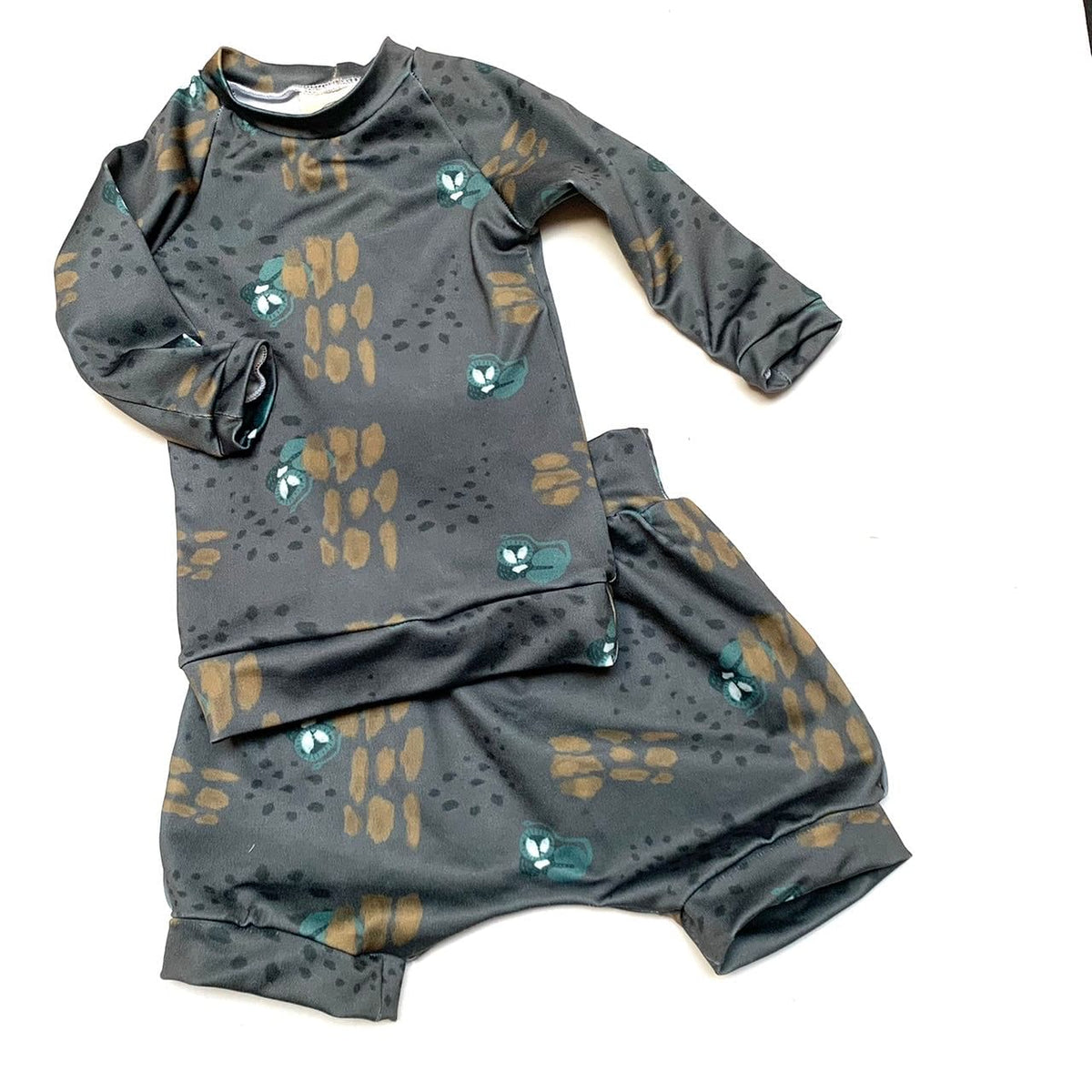 Kind Lions Green Rashguard Set (top And Bottom)