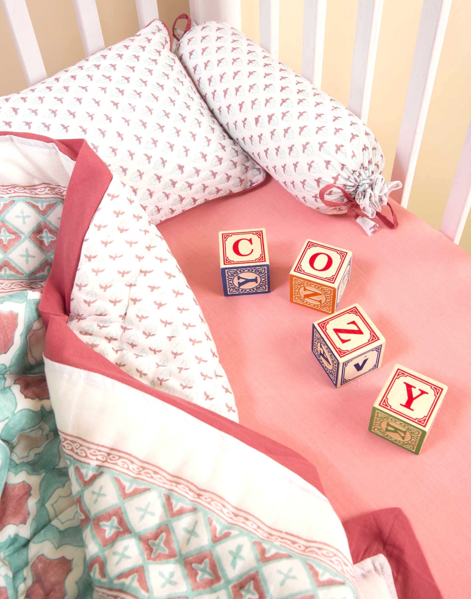 MIAMI CRIB BEDDING SET (4-Piece)