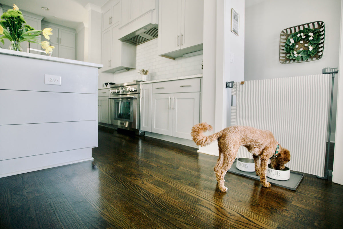 Milliken® Fabric Baby & Pet Safety Gate – Indoor/outdoor, Durable & Stylish | Fit Openings From 27.6" To 55" Wide And Stand 33"