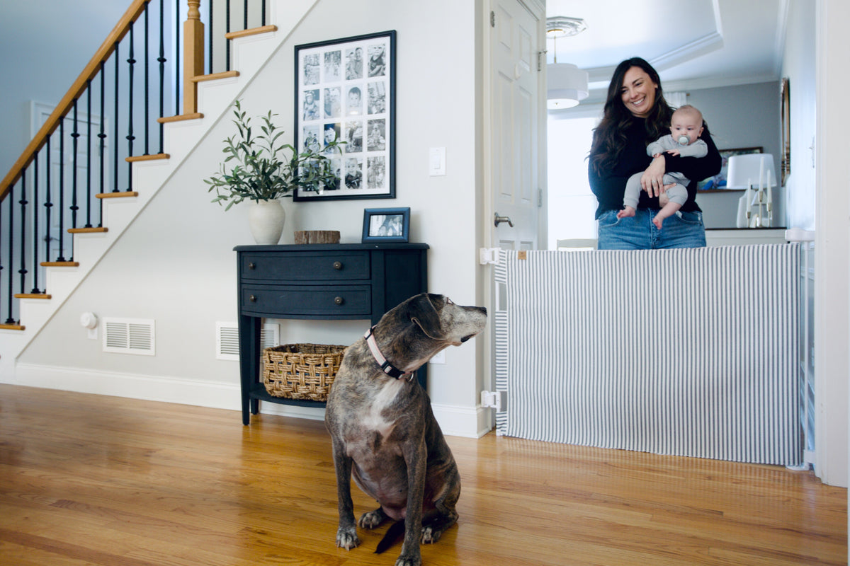 Milliken® Fabric Baby & Pet Safety Gate – Indoor/outdoor, Durable & Stylish | Fit Openings From 27.6" To 55" Wide And Stand 33"