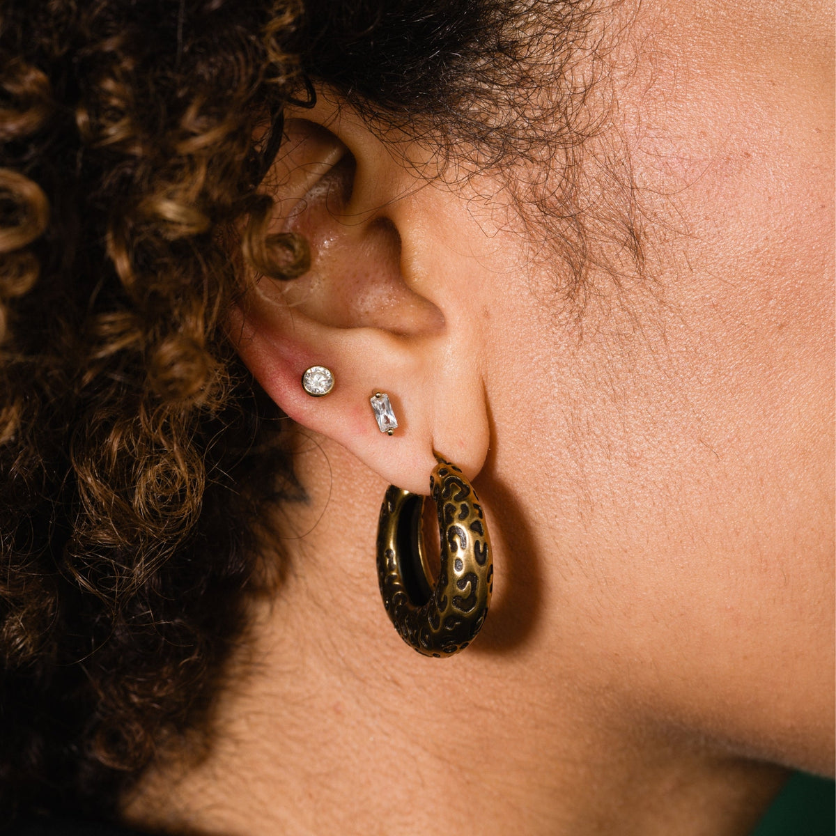 Cz Bezel Studs