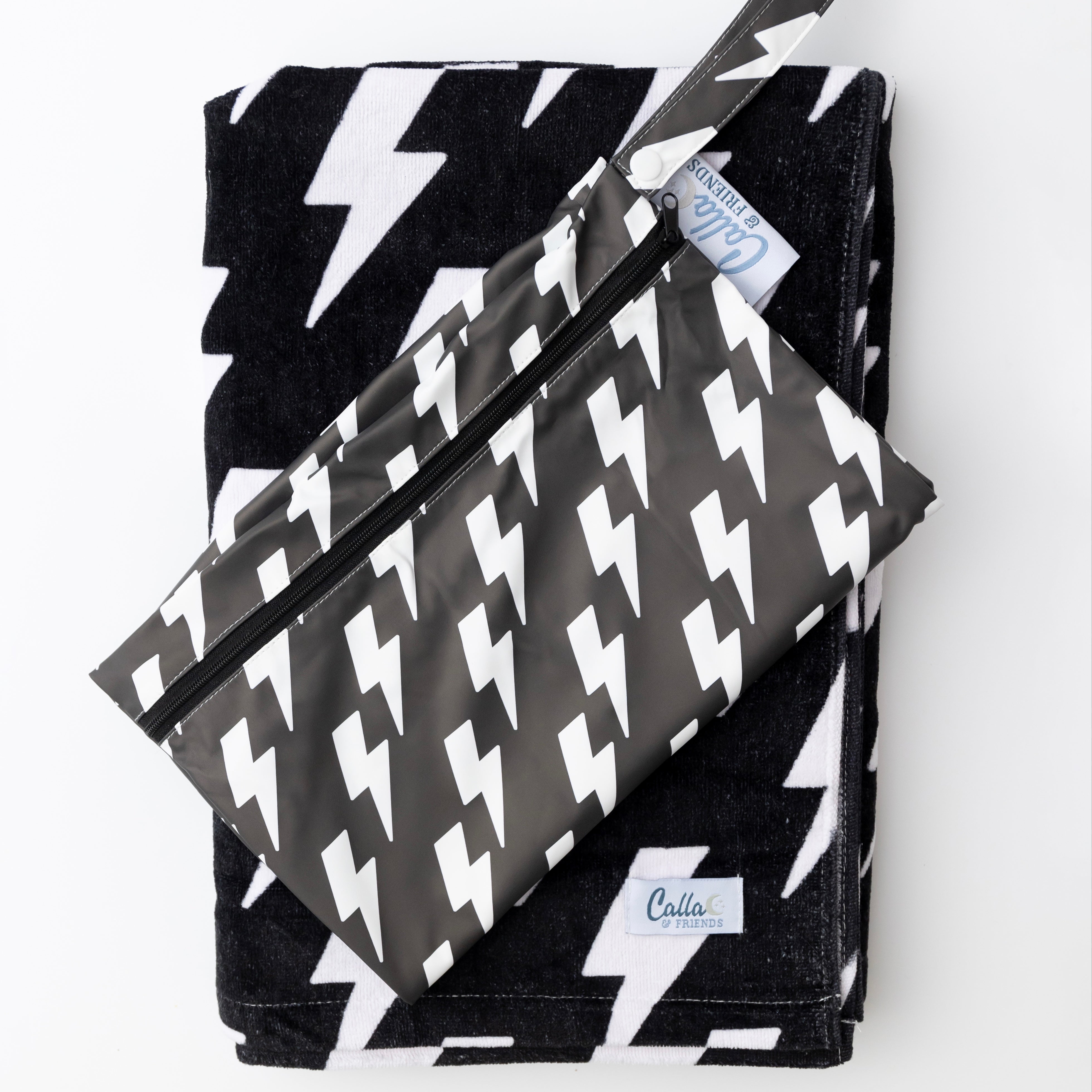 The Kenzie Beach Towel - Bolt