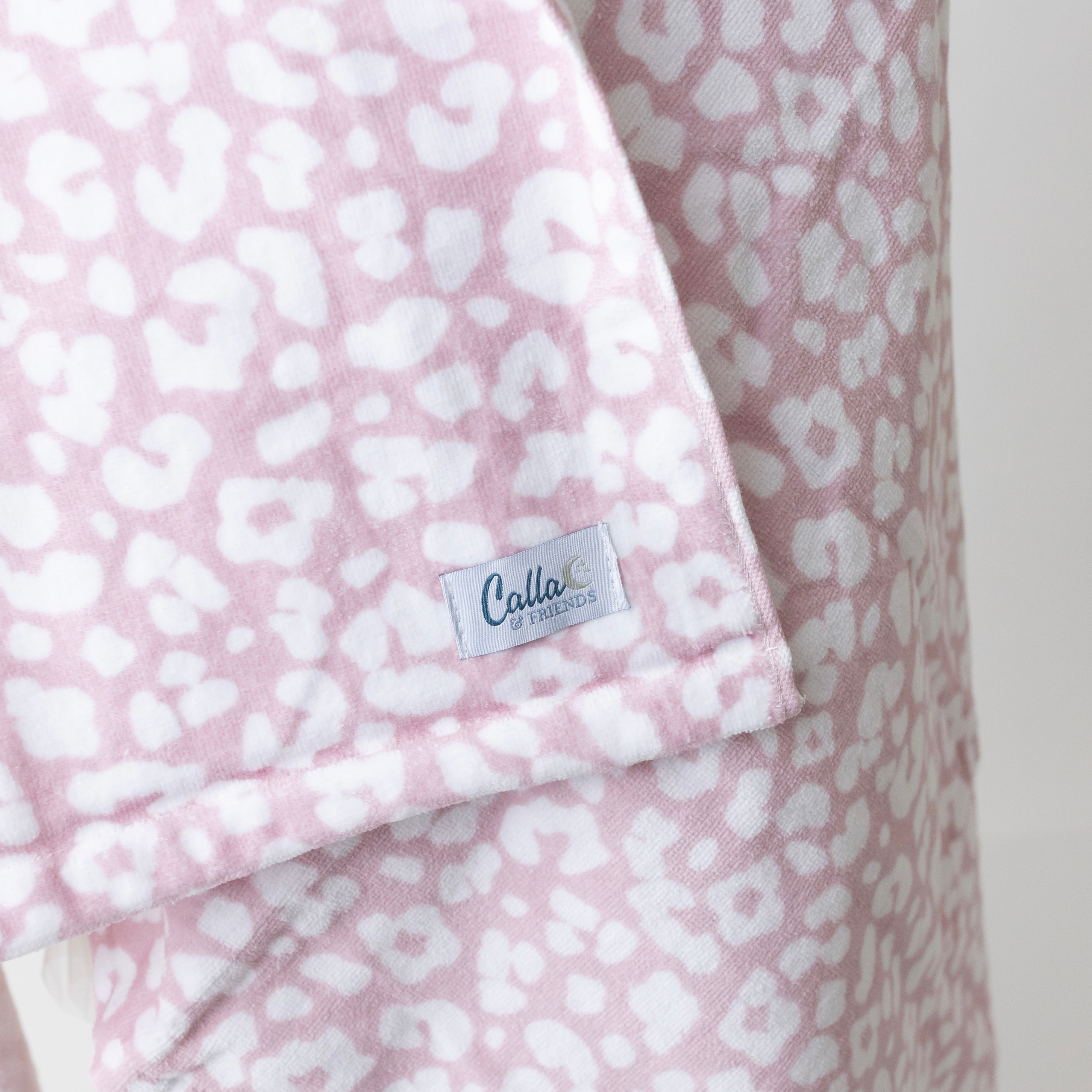 The Kenzie Beach Towel - Leopard