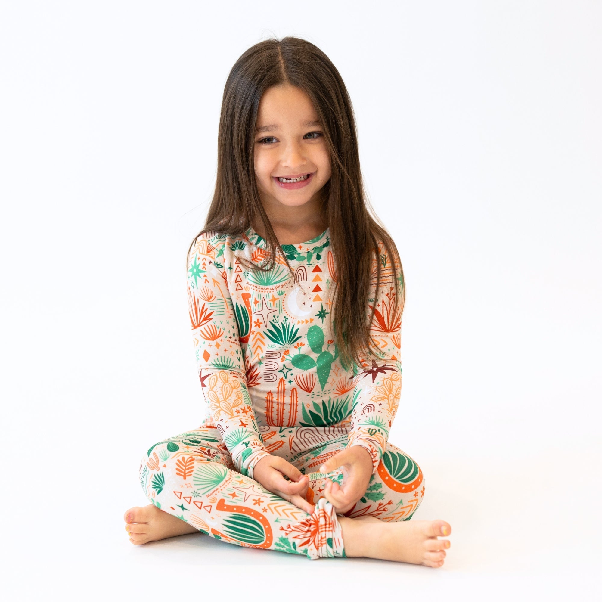 The Second-skin 2-piece Long Sleeve Pajama | Desert Cactus (beige)