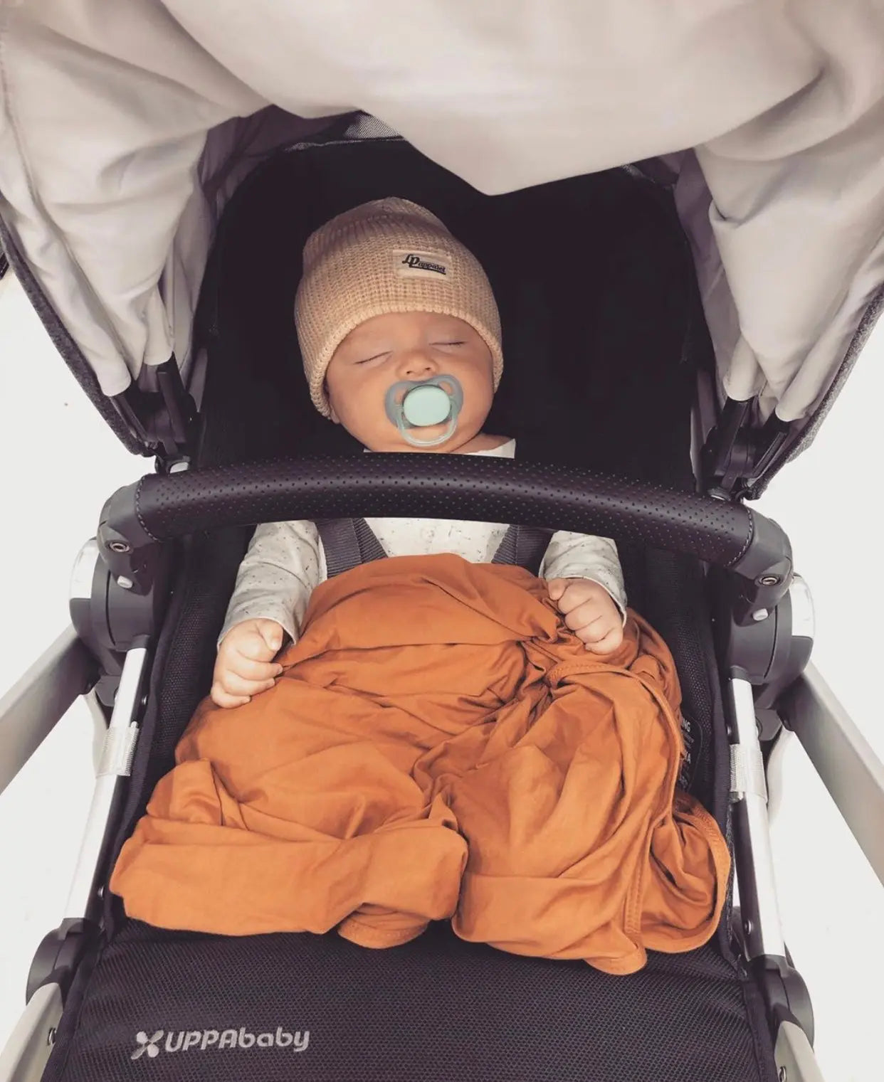 Swaddle Blanket And Hat Set - Camel Brown