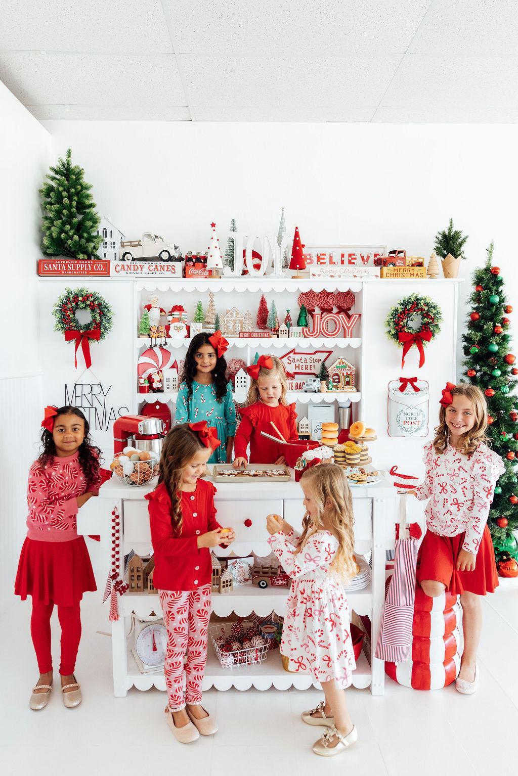 Candy Cane Lane L/s Ruffle Tee