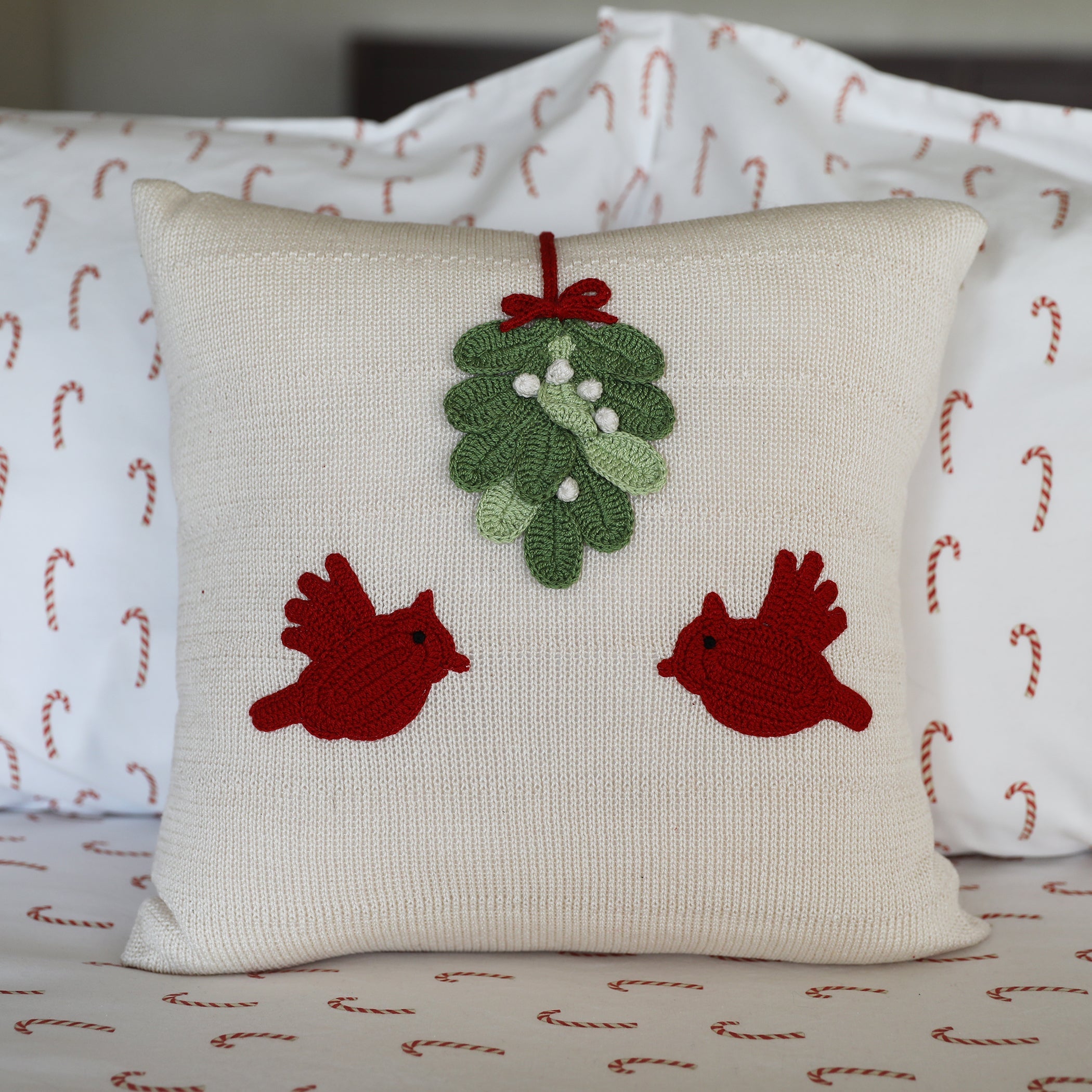 Cardinal 14" Pillow