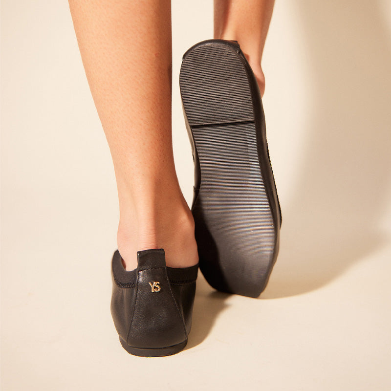 Caroline Ballet Flat In Black Leather