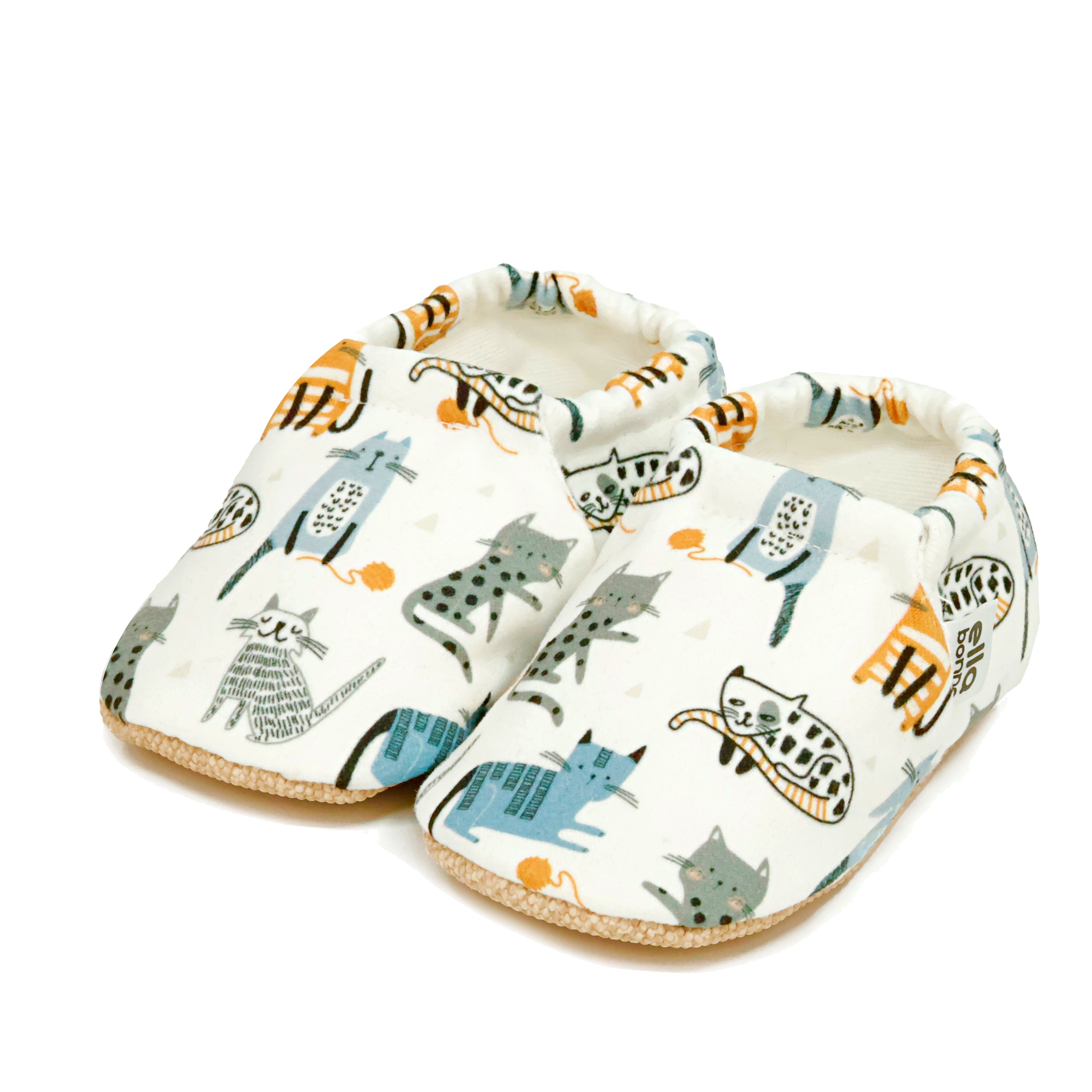 Moccasins, Slippers, Cat