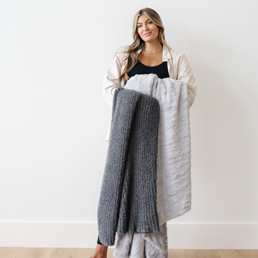 Ribbed Bamboni® Throw Blankets