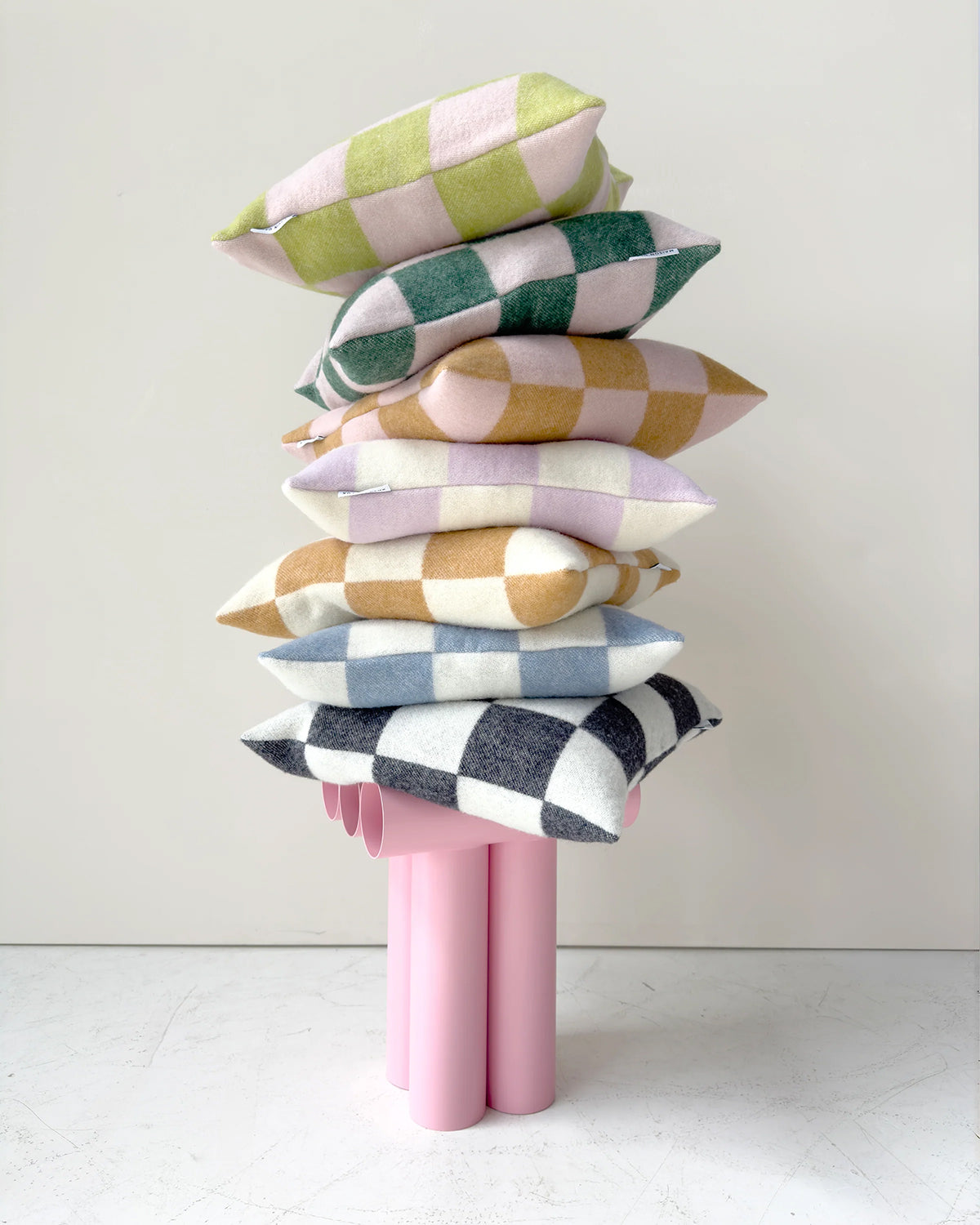 Cushion Candy Wrap Pink / Yellow 1.65 X 1.65 Ft