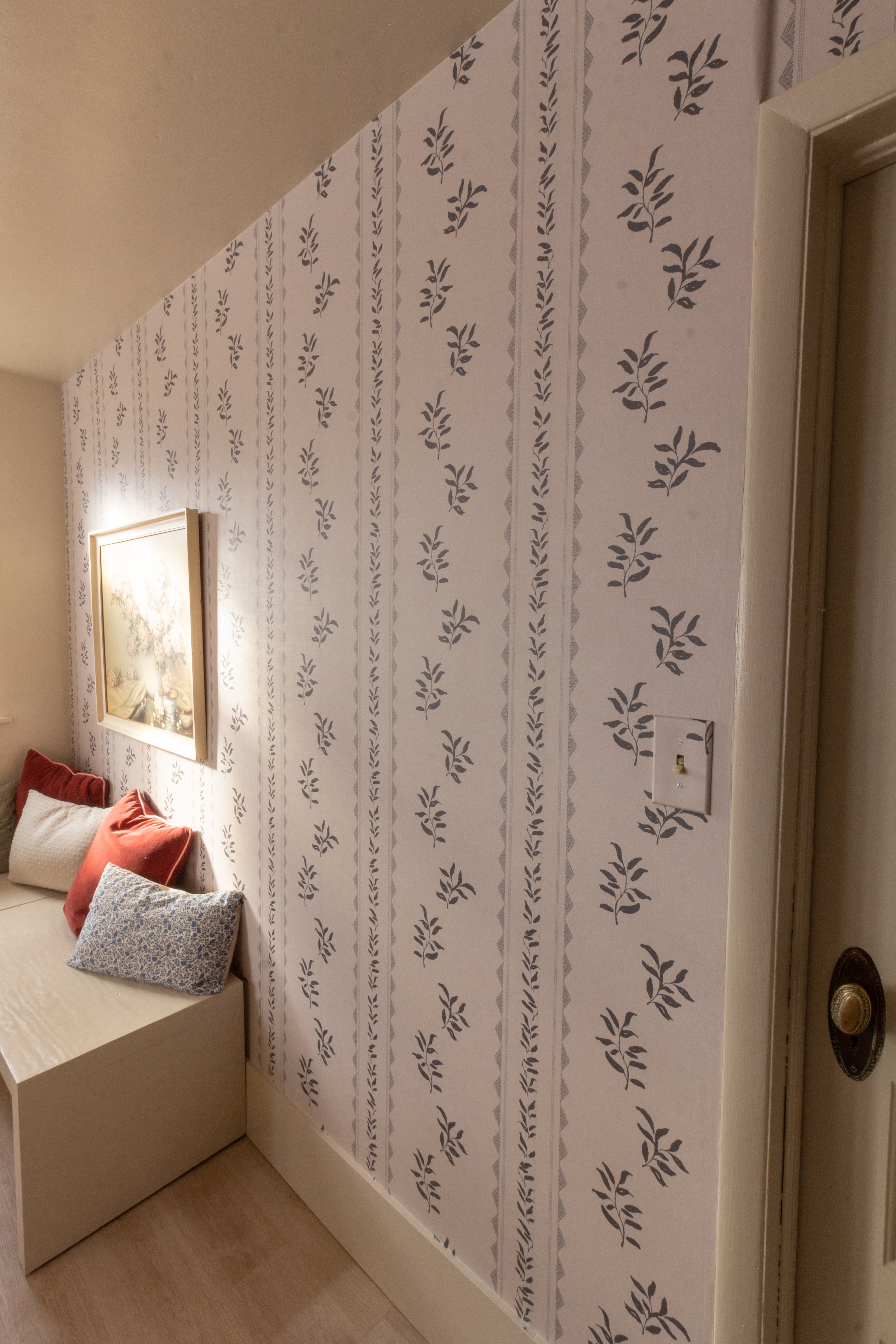 Colleen Wallpaper By Gabriela Dachin