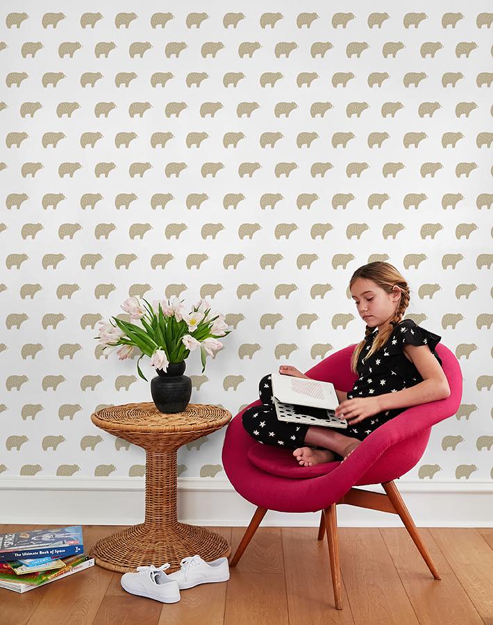 'chubby Bear' Wallpaper By Tea Collection - Taupe