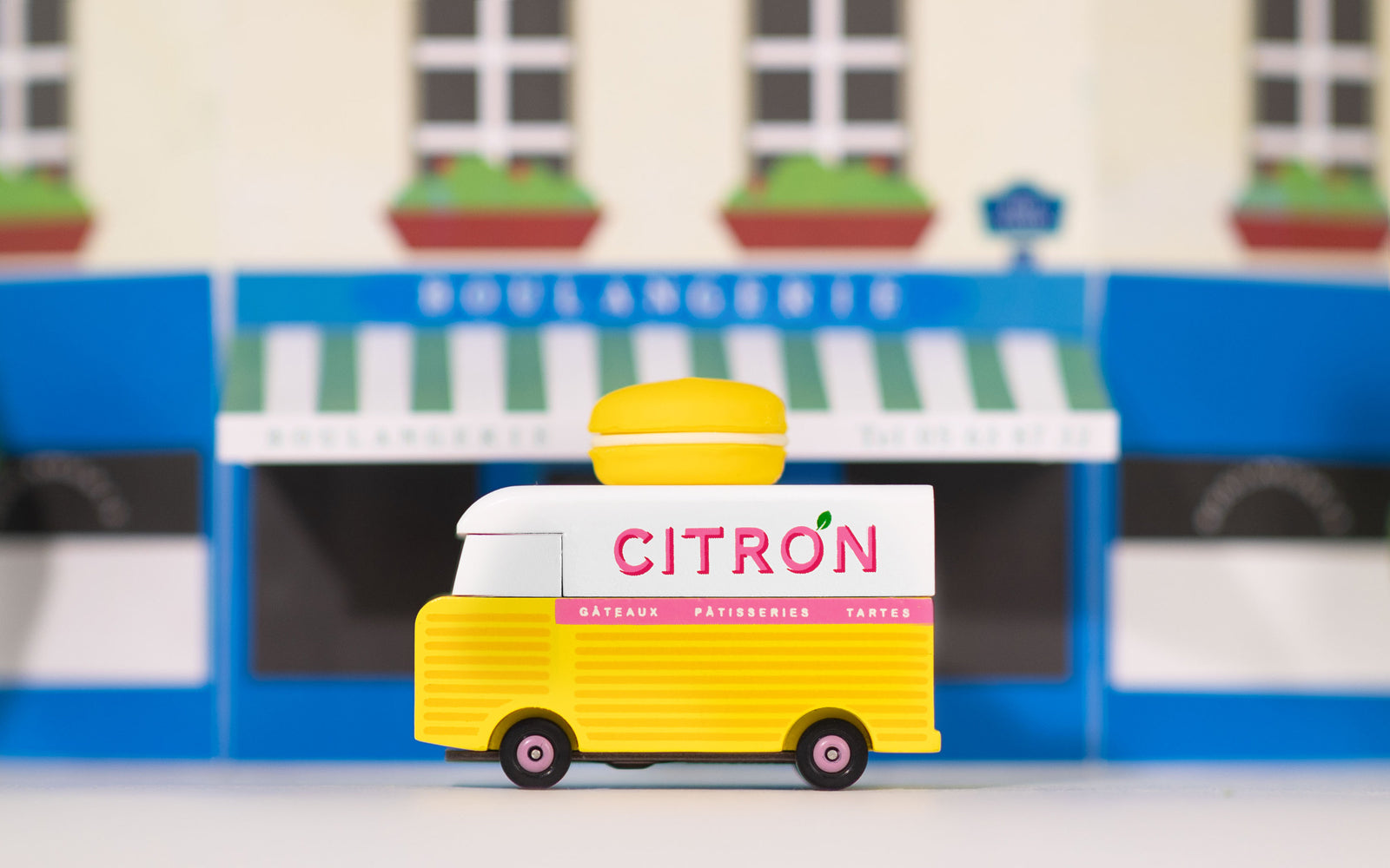 Citron Macaron Van