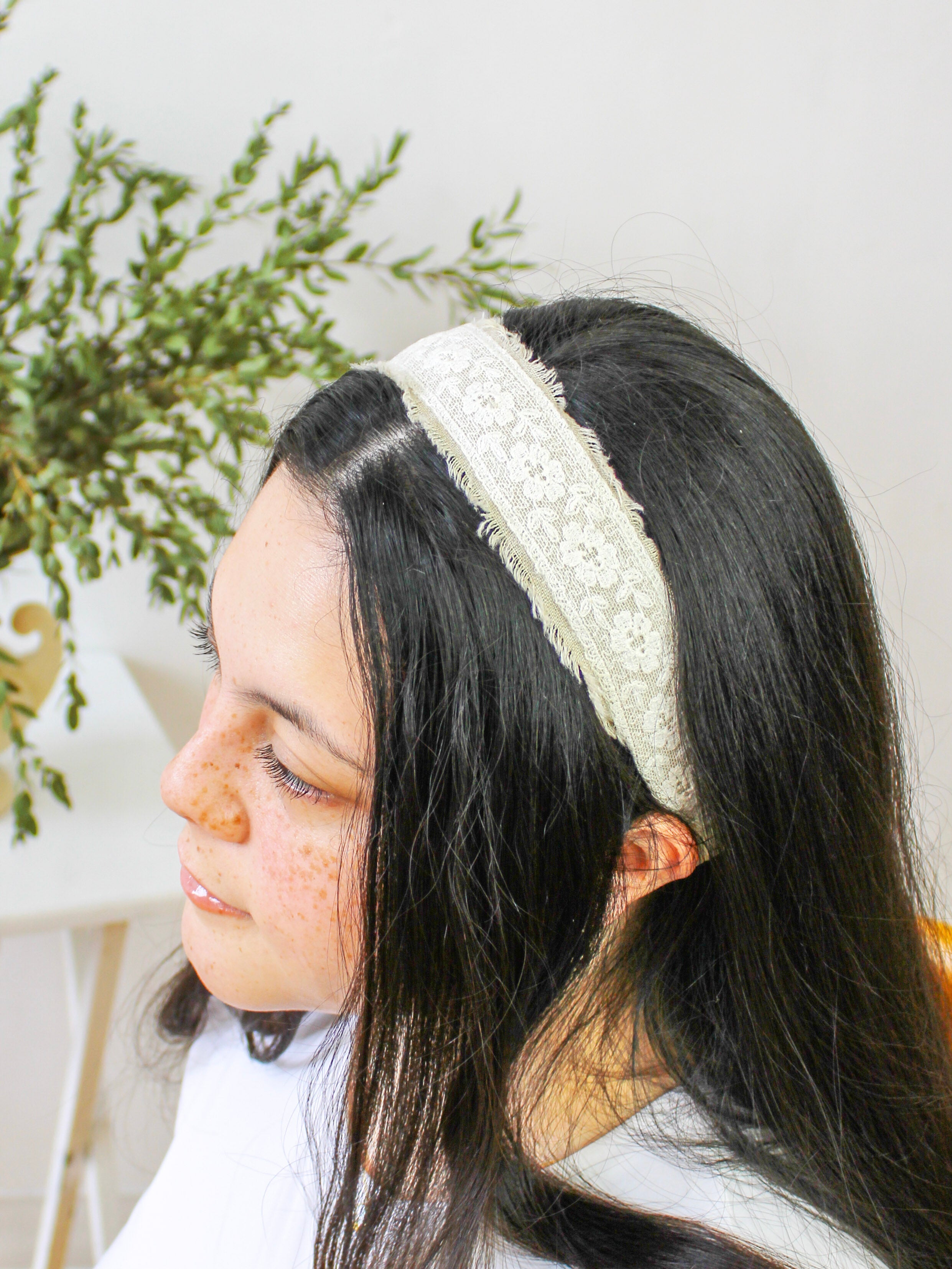 Clara Lace And Linen Headband