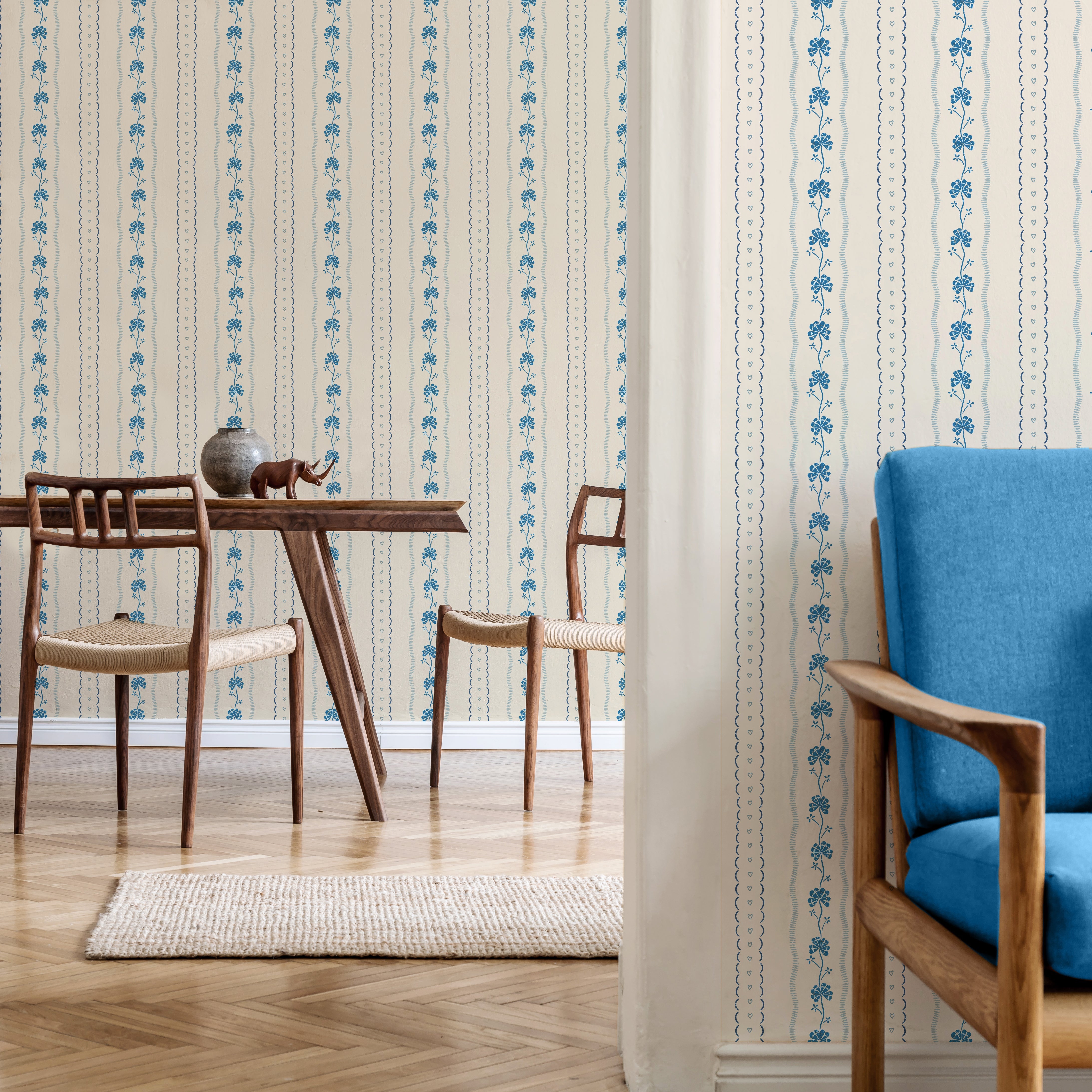 Constance Wallpaper By House Of Haricot