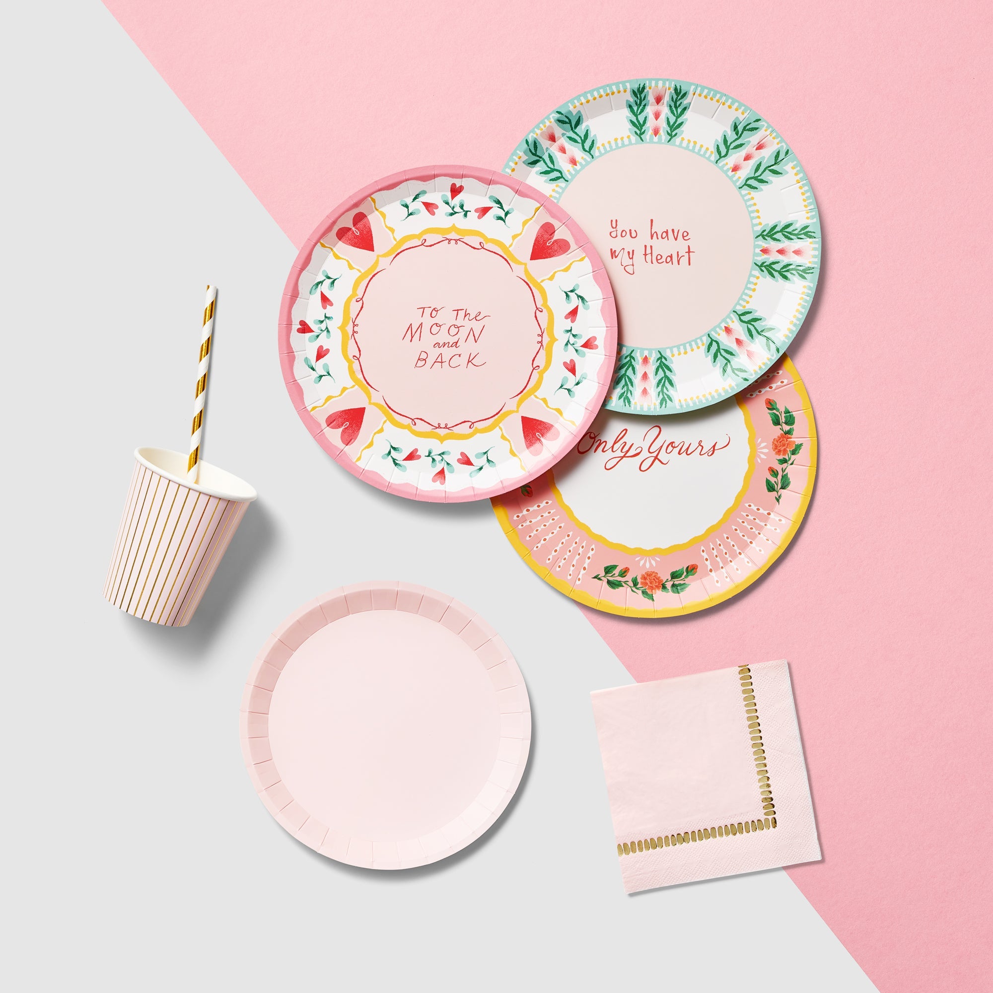 All You Need Is Love Large Plates (10 Per Pack)