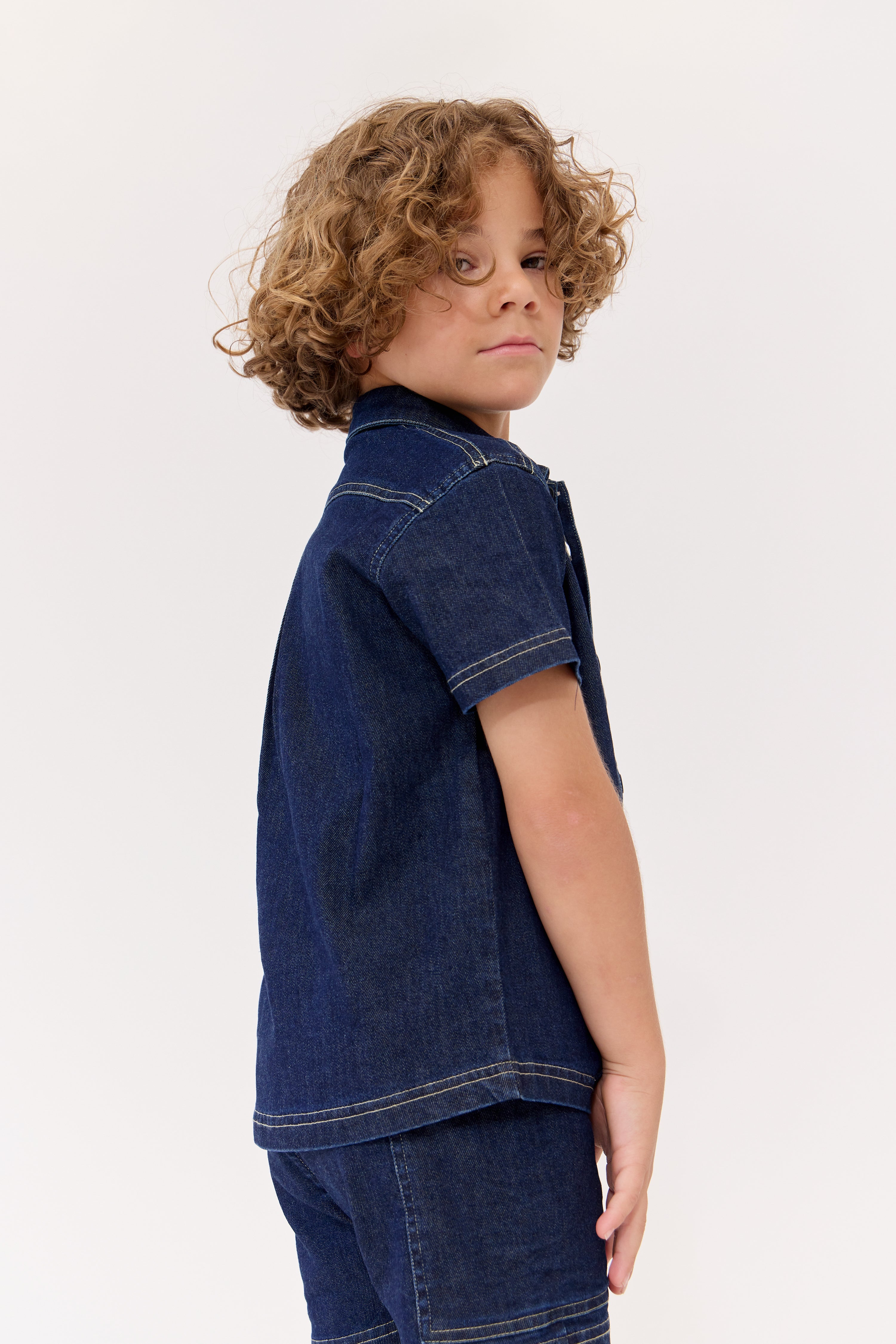 Roe Tee
