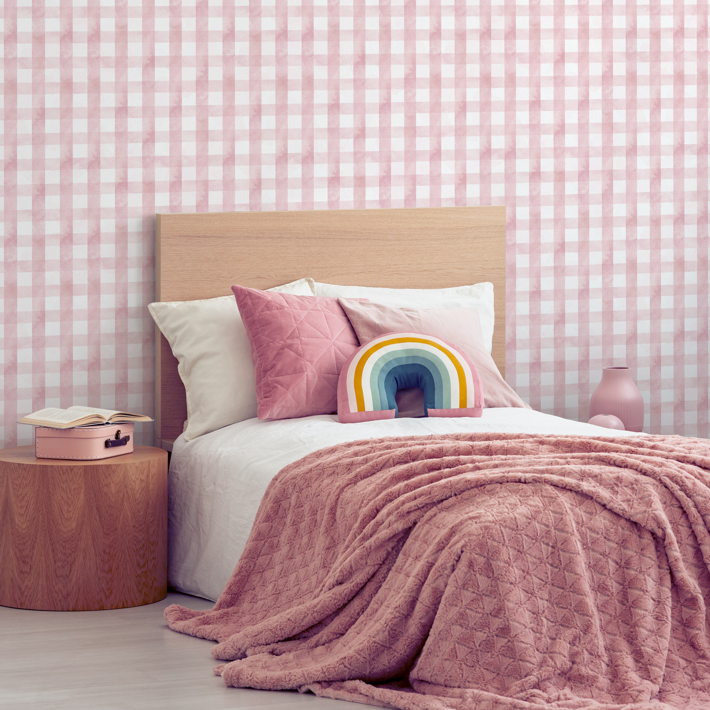 Gingham Wallpaper With A Watercolor Texture In Pink - D011
