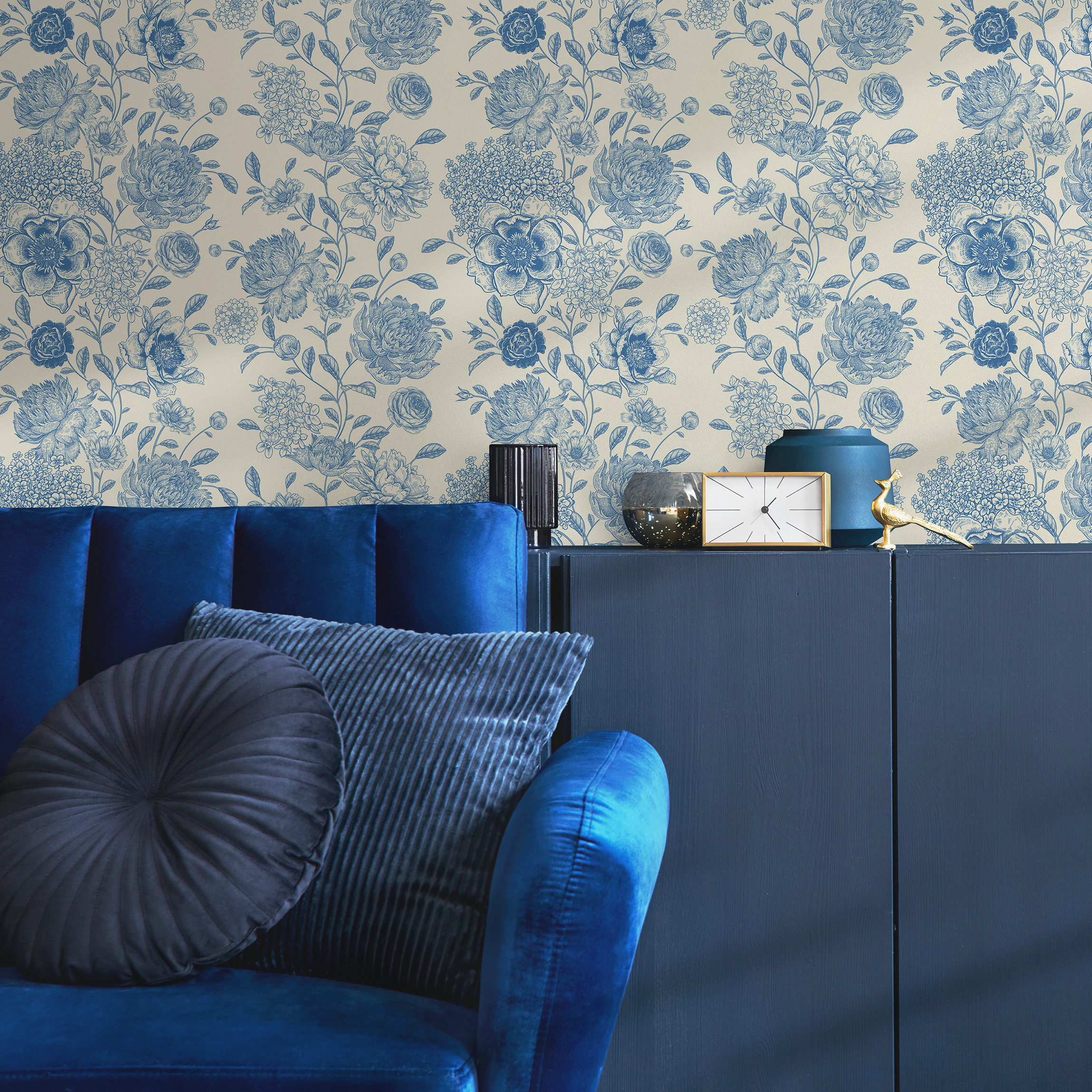 Vintage Floral Wallpaper With A Toile Motif In Blue And Cream - D052