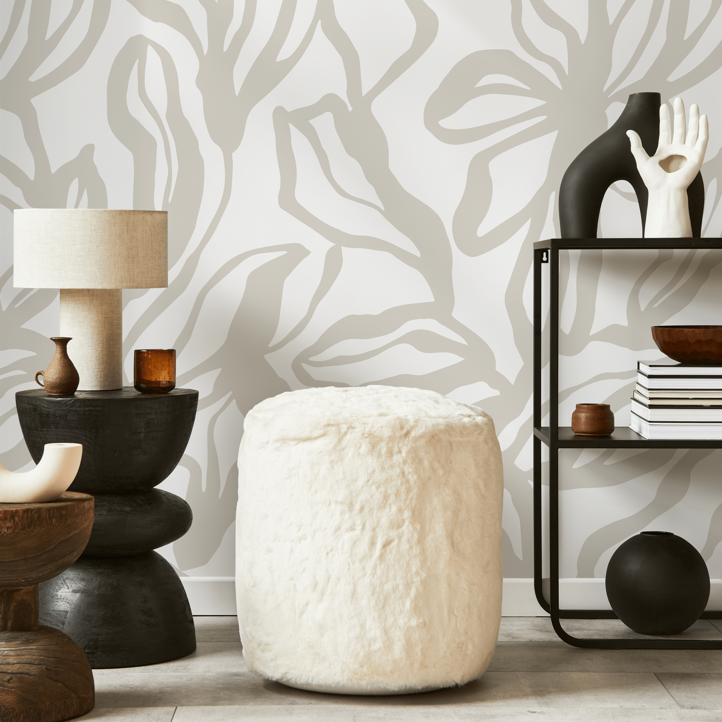 Floral Wallpaper With Large-scale Line Art In Neutral Beige - D286